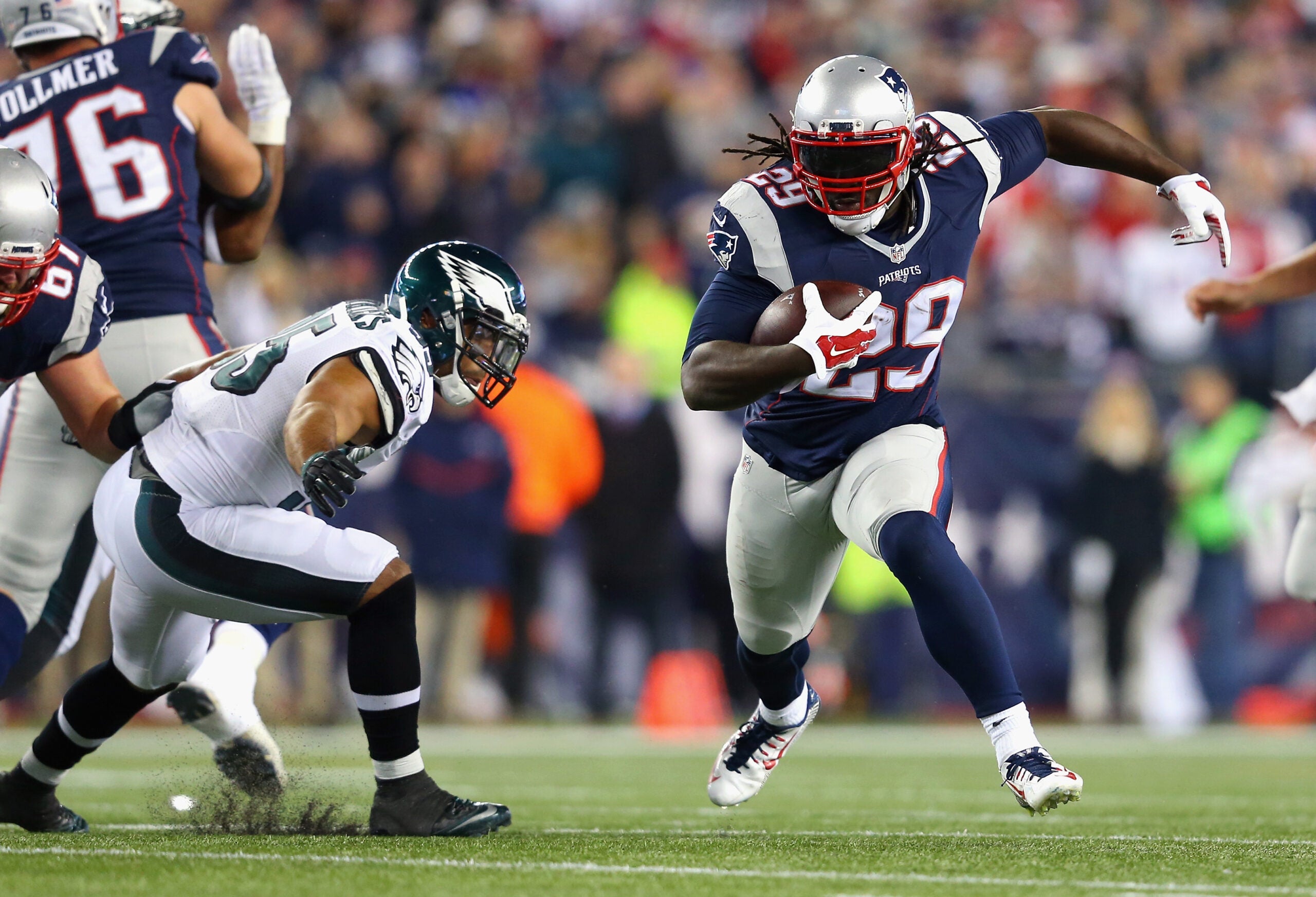 Reports: Patriots' LeGarrette Blount out for season with hip injury