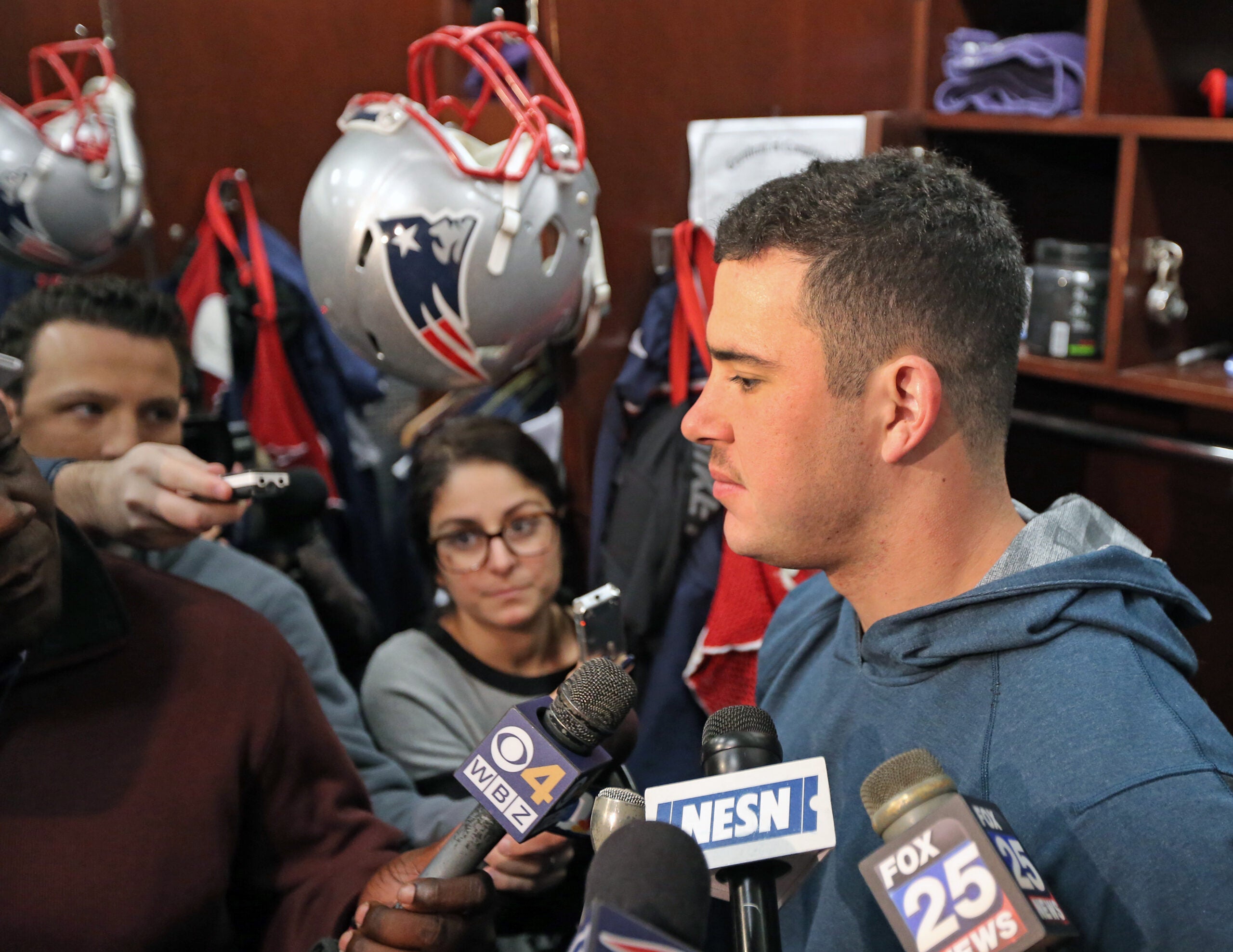 Report: Patriots bring back long-time long snapper Joe Cardona