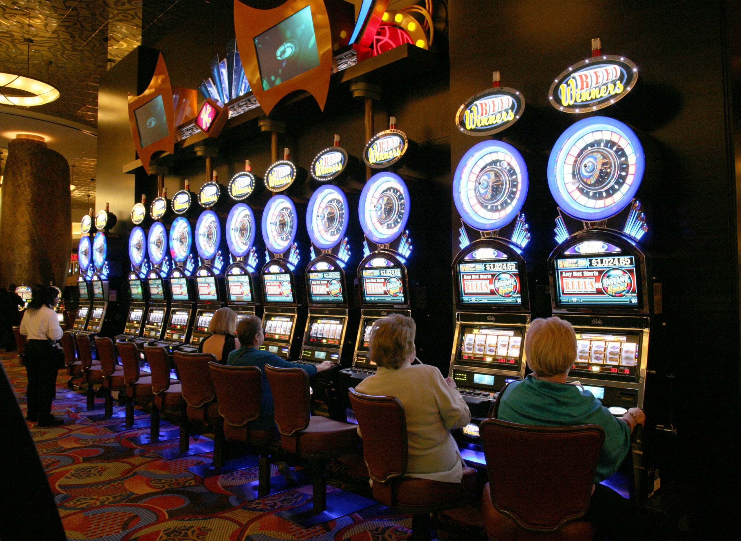 Las Vegas Casino Closes Gambling Floor For 'Reorganization