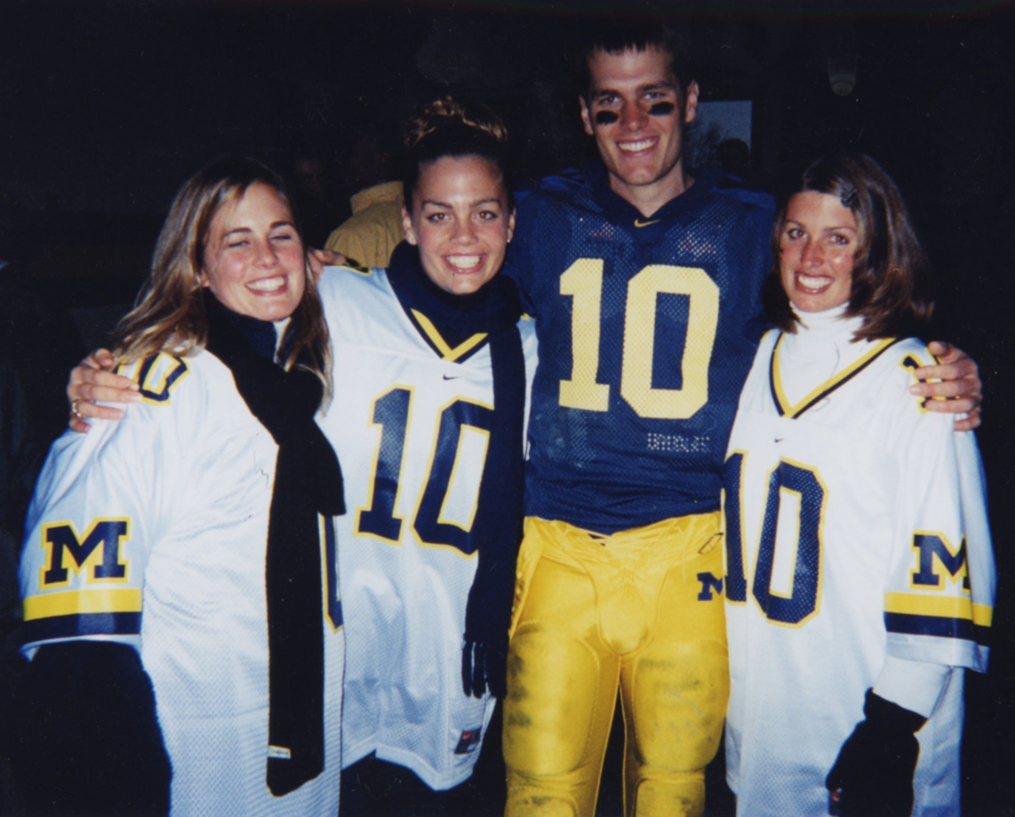 17-year-old Tom Brady writes about growing up in his sisters' shadows