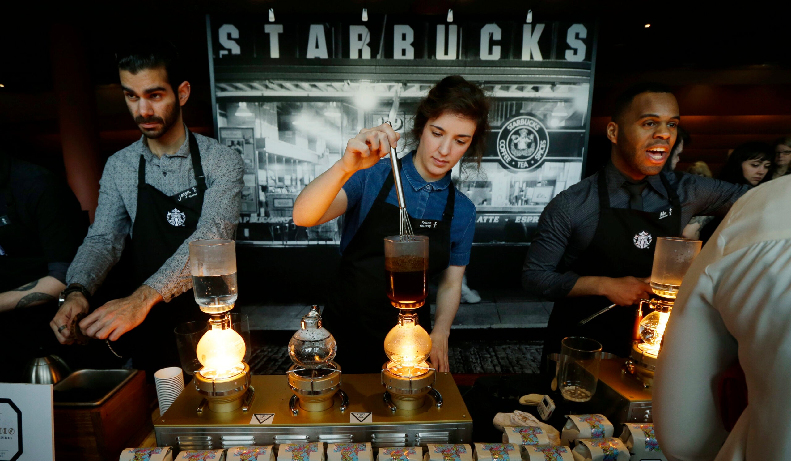 Starbucks to increase base pay of workers in October
