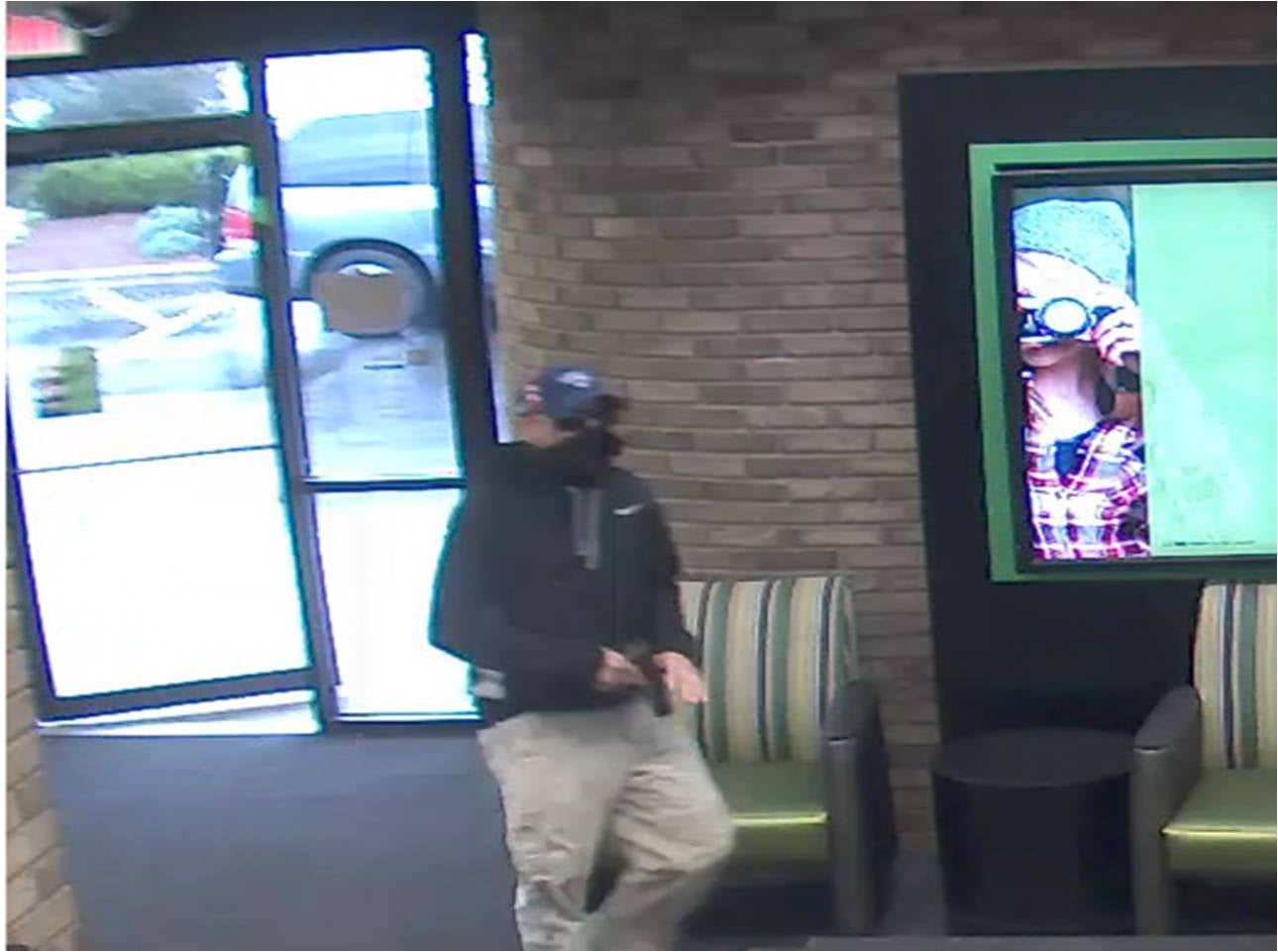 Police searching for suspect in armed NH bank robbery