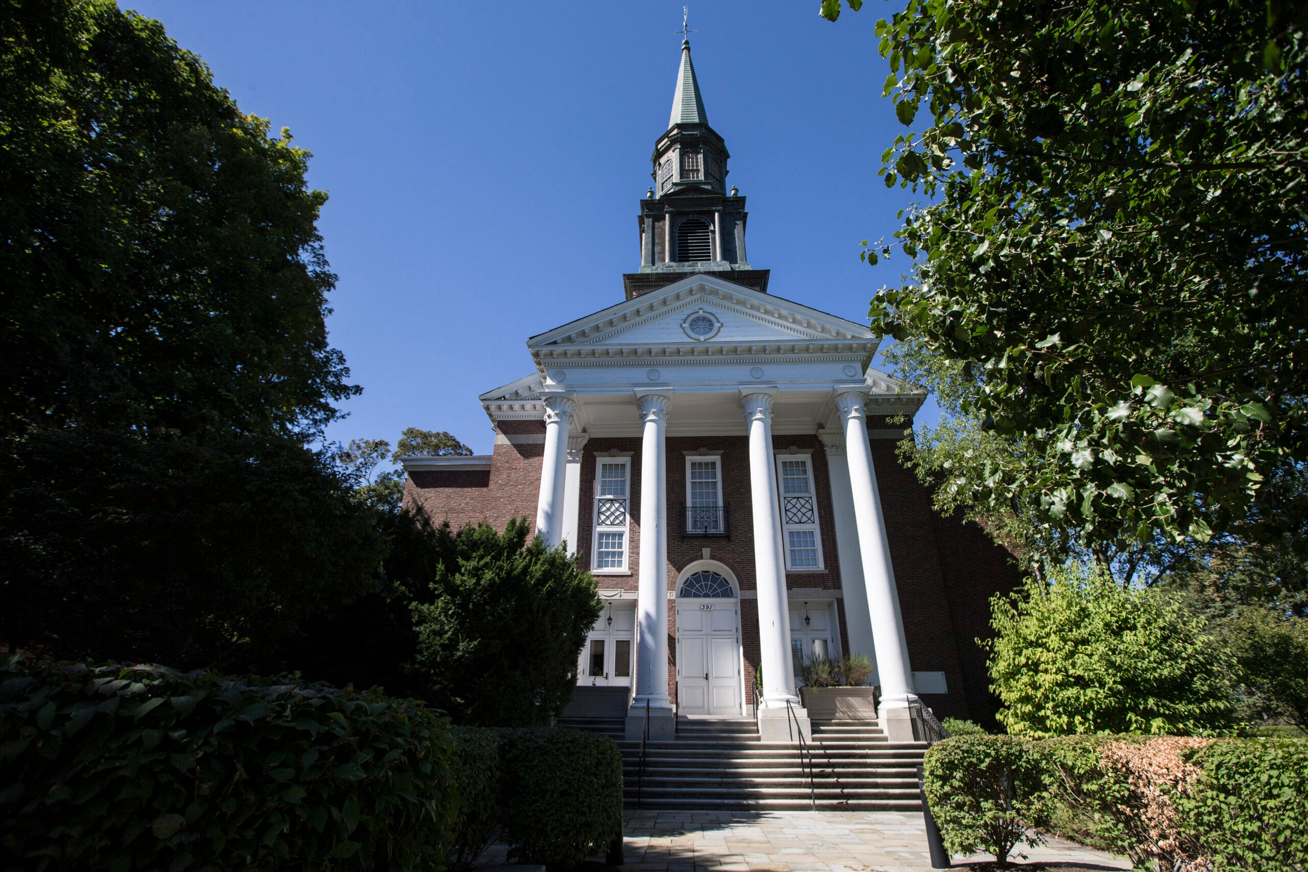 Home of the week Newtonville condo in a former sanctuary of a Colonial