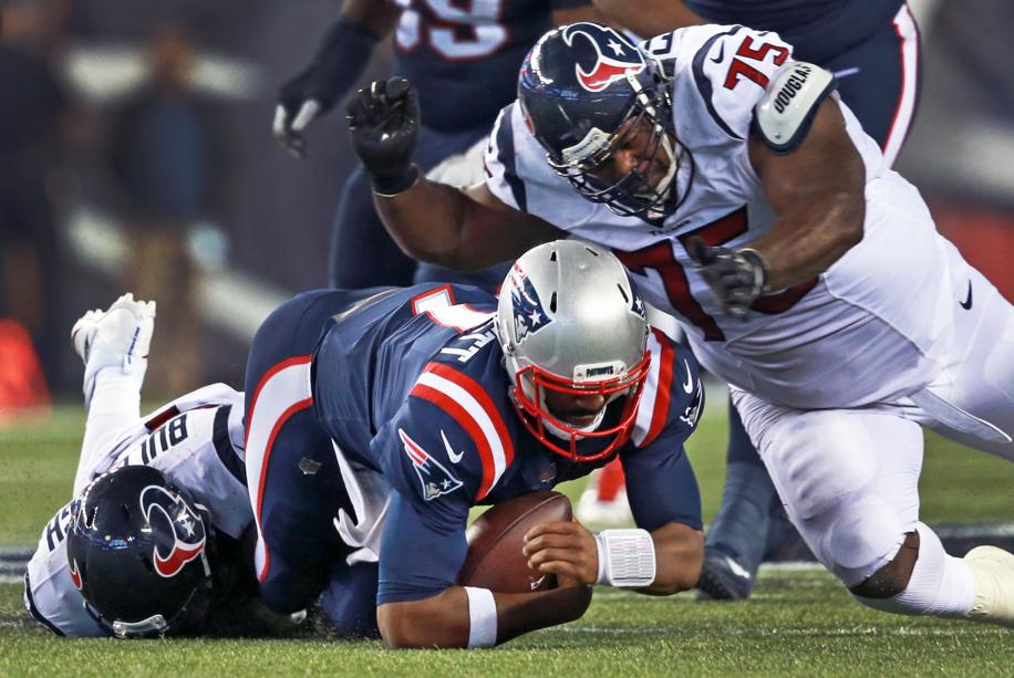 AP source: Commanders signing veteran QB Jacoby Brissett