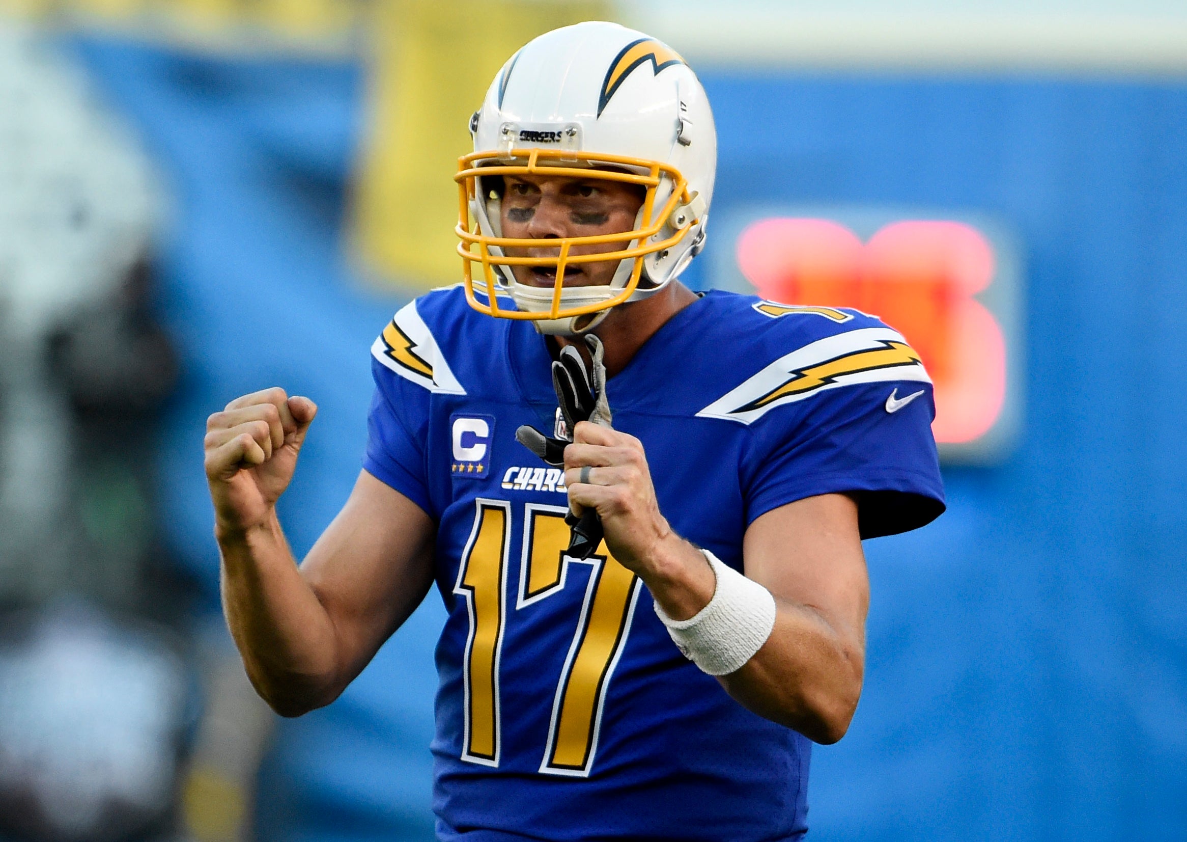 Chargers QB Philip Rivers clears concussion protocol, set to start