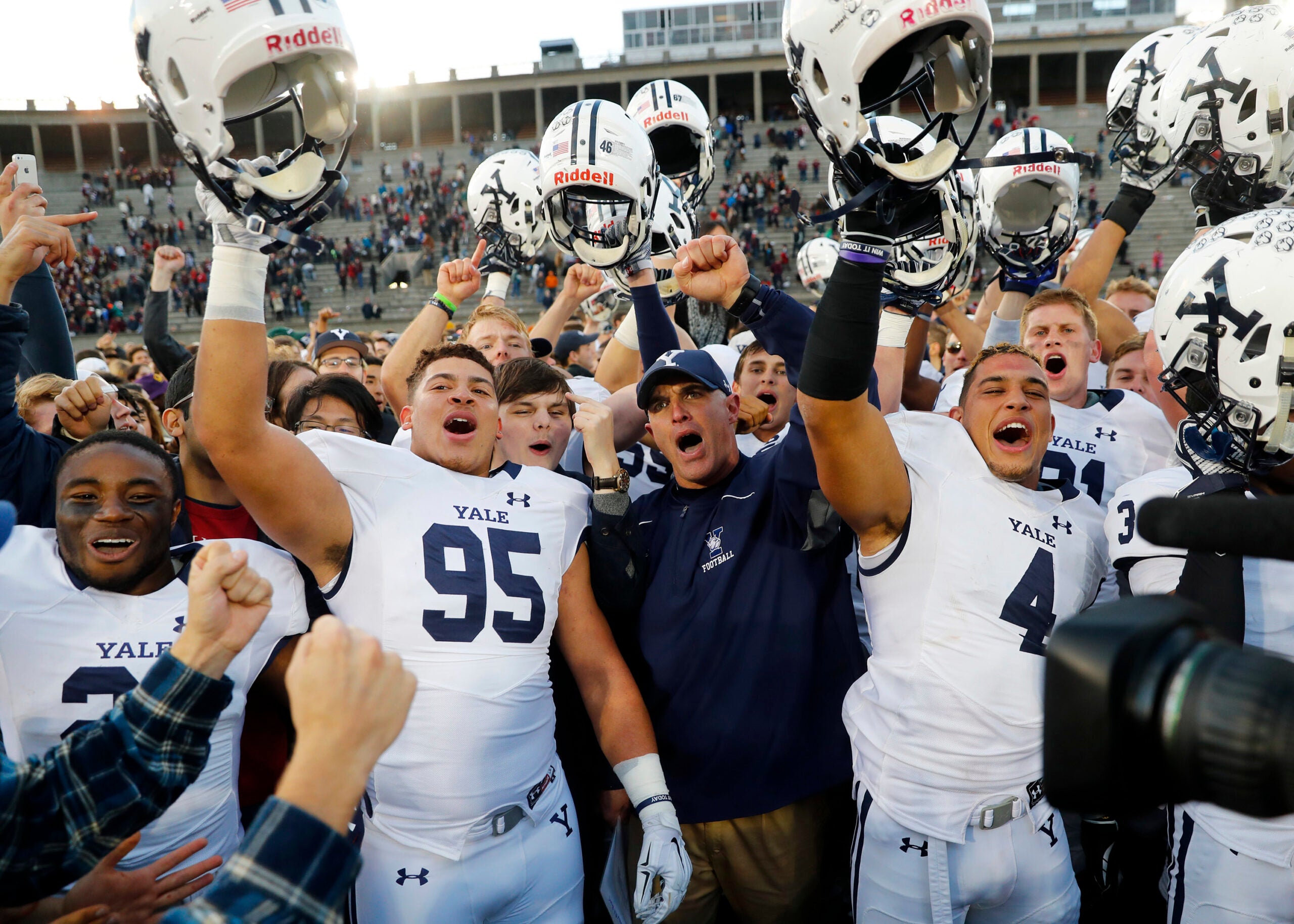 Harvard football clinches Ivy League title - The Boston Globe