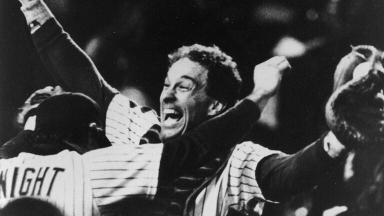 Last ball from 1986 World Series being sold by Gary Carter's family
