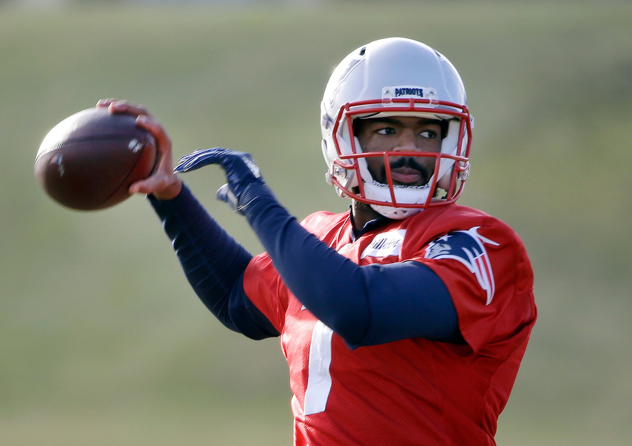 New England Patriots: Who is Rookie Quarterback Jacoby Brissett?