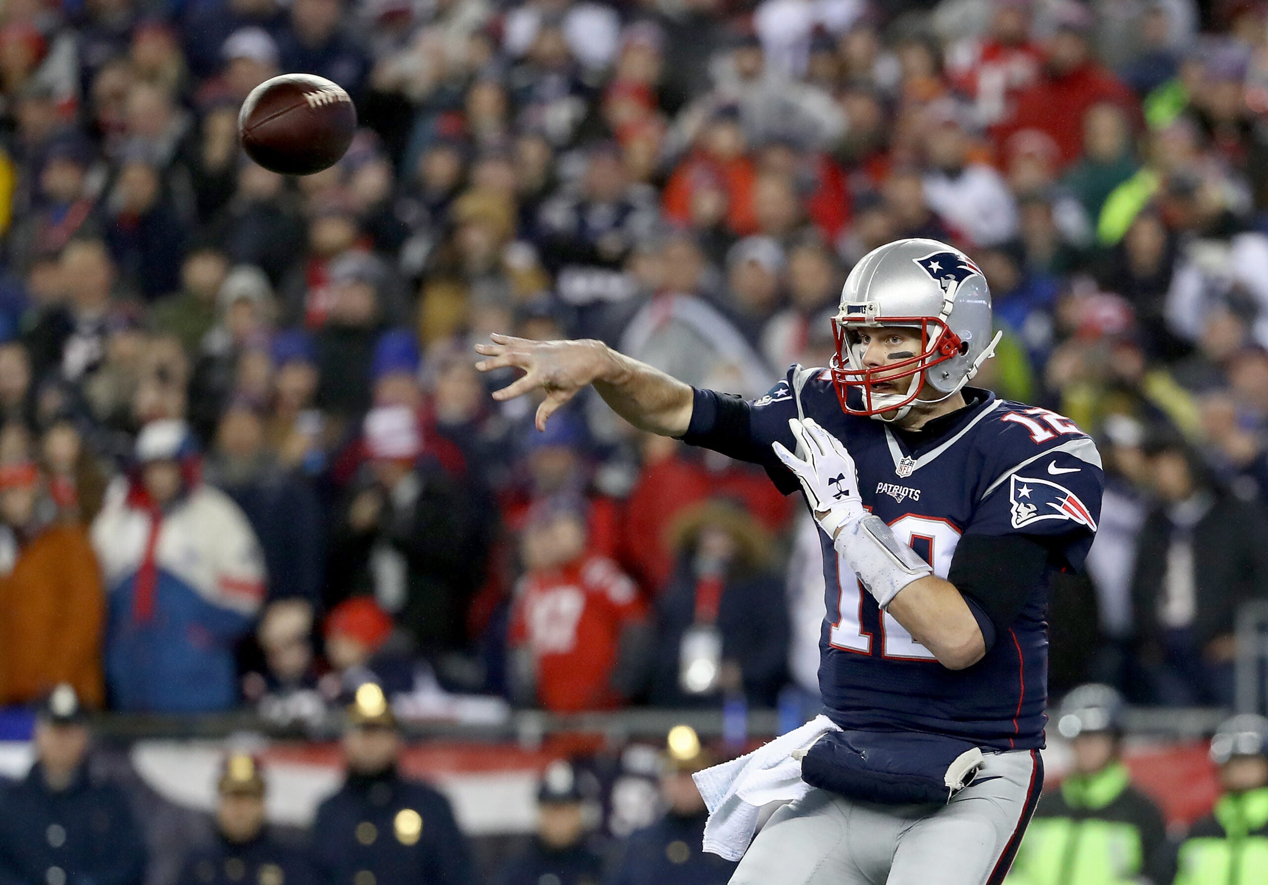 Brady Sets NFL Record For Wins; Patriots Hold Off Jets 24-17