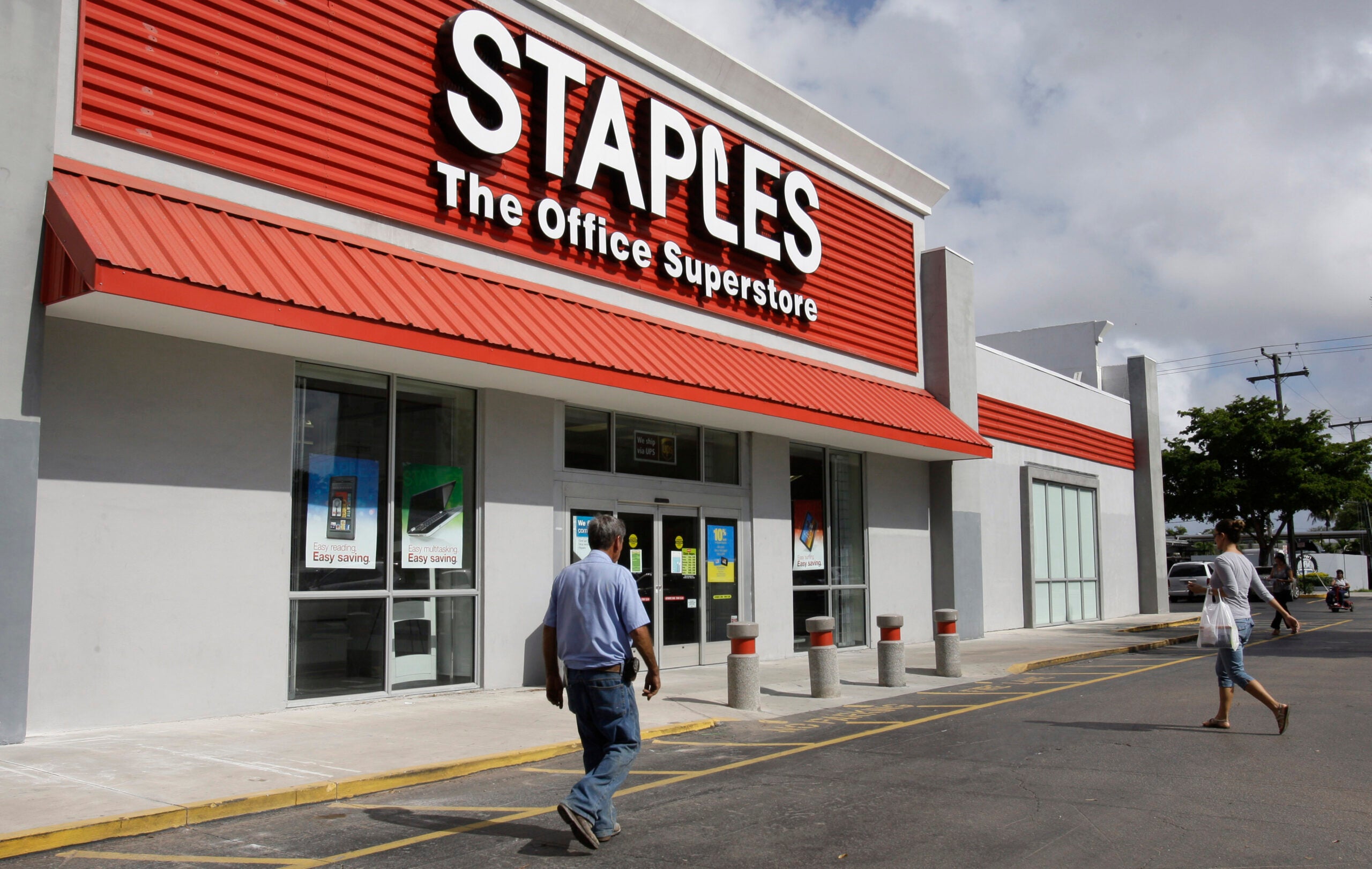 US Postal Service to No Longer Offer Services at Staples