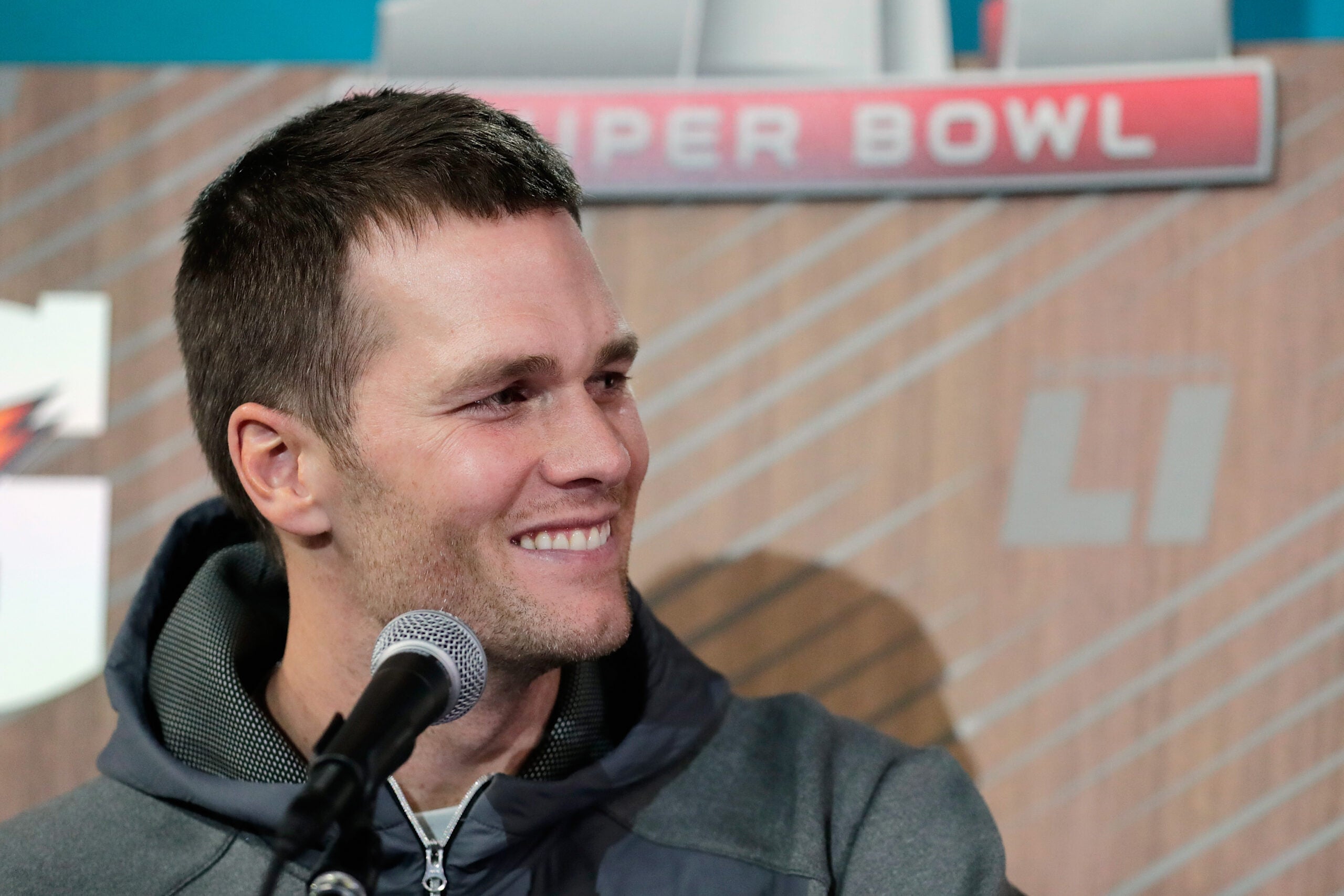 Tom Brady said it feels 'surreal' to be listed alongside Joe Montana on NFL  All-Time list