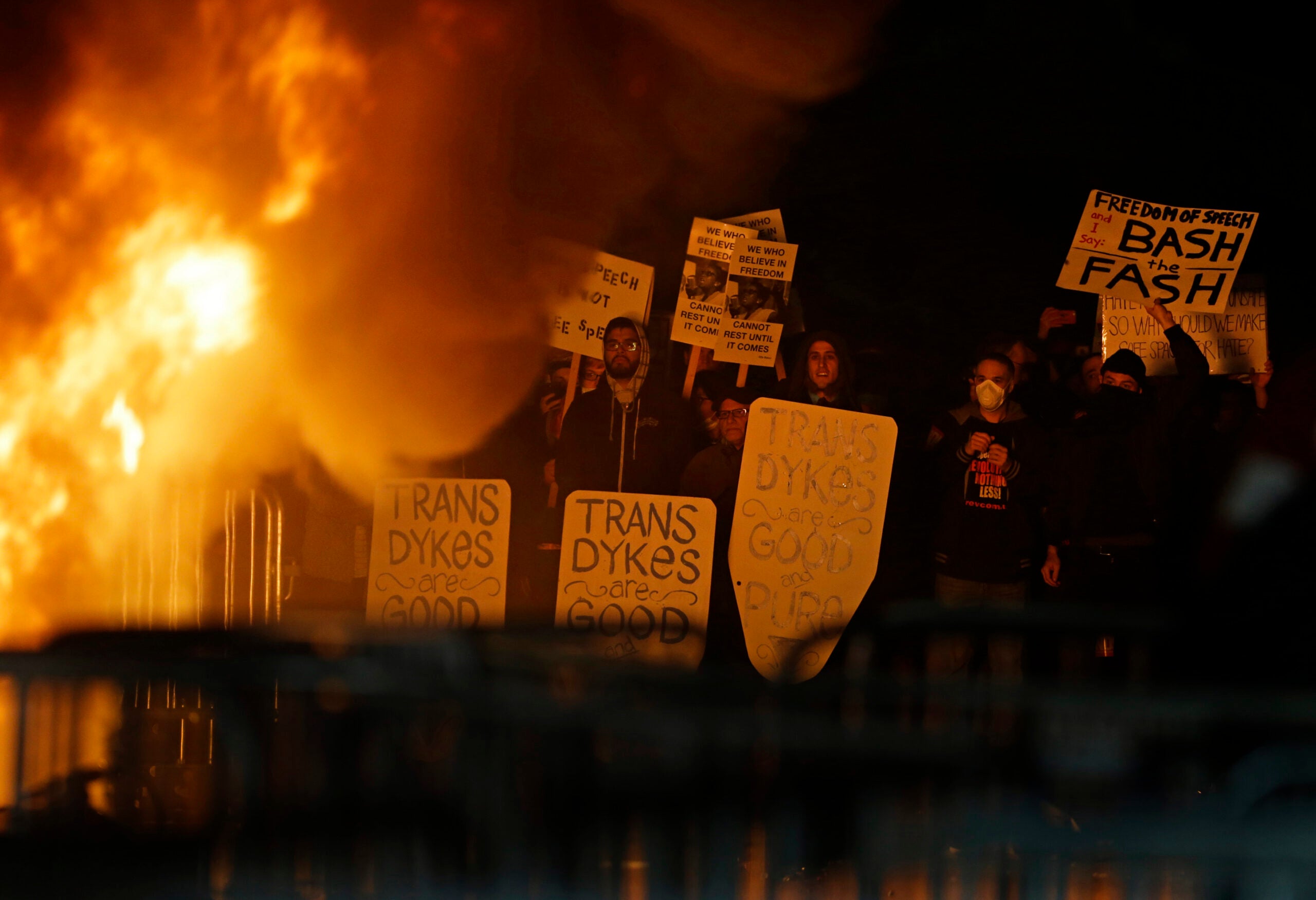 Violent Protesters Block Berkley Talk By Breitbart Editor