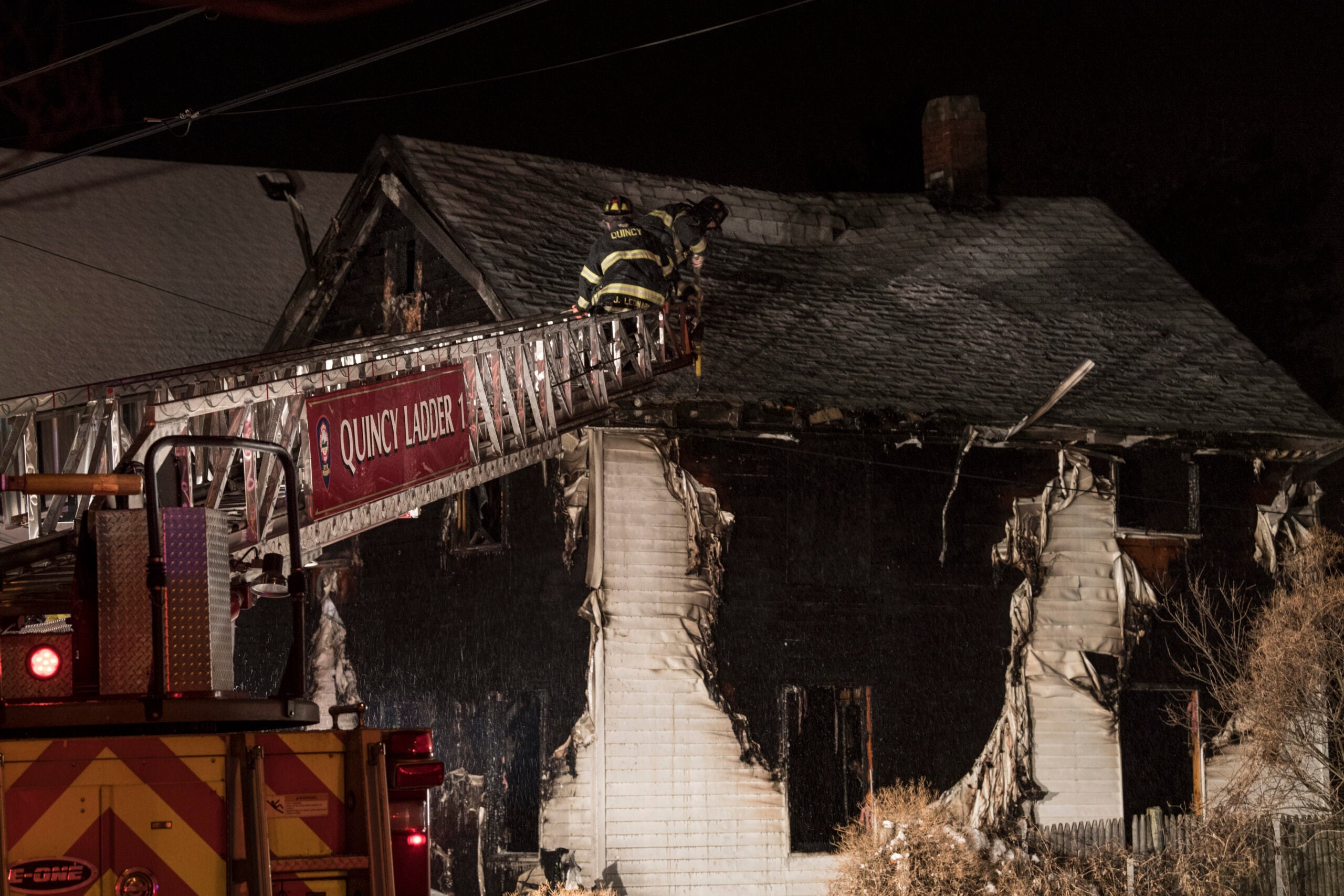 2 dead, 1 injured in early morning house fire in Quincy