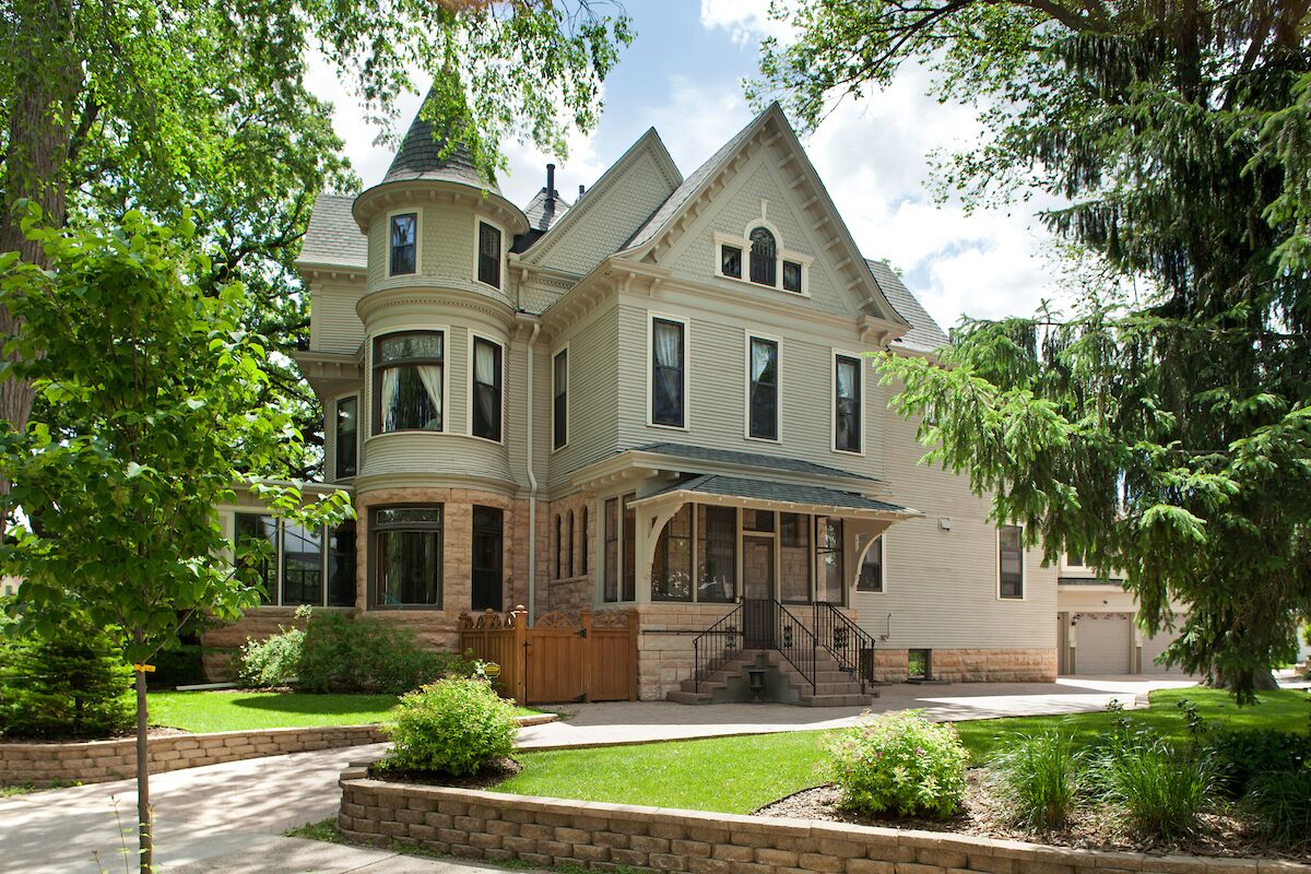 Mary Tyler Moore Show home in Minneapolis listed for $1.7 million