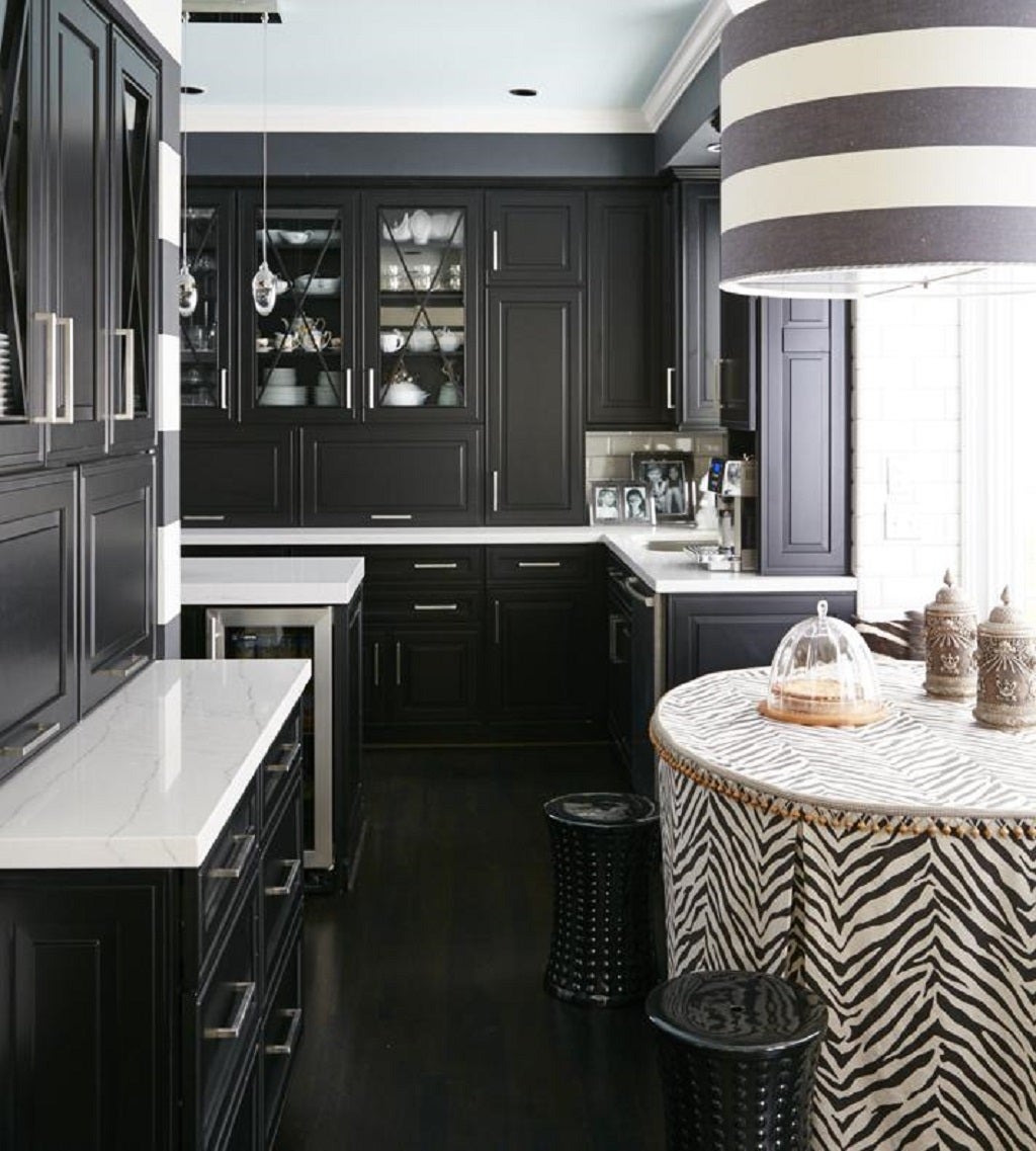 13 Sophisticated Black Kitchen Cabinet Ideas - Cupboard Ideas