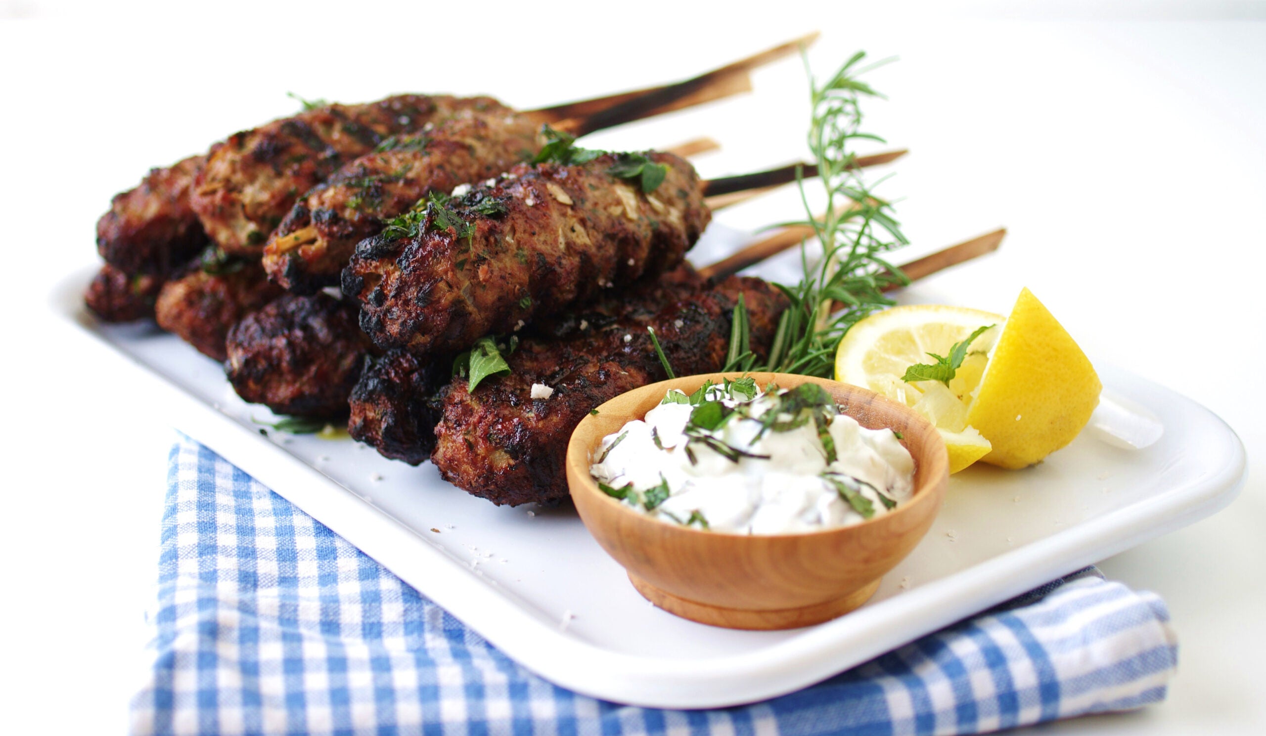 Recipe for ground lamb kebabs with tzatziki sauce