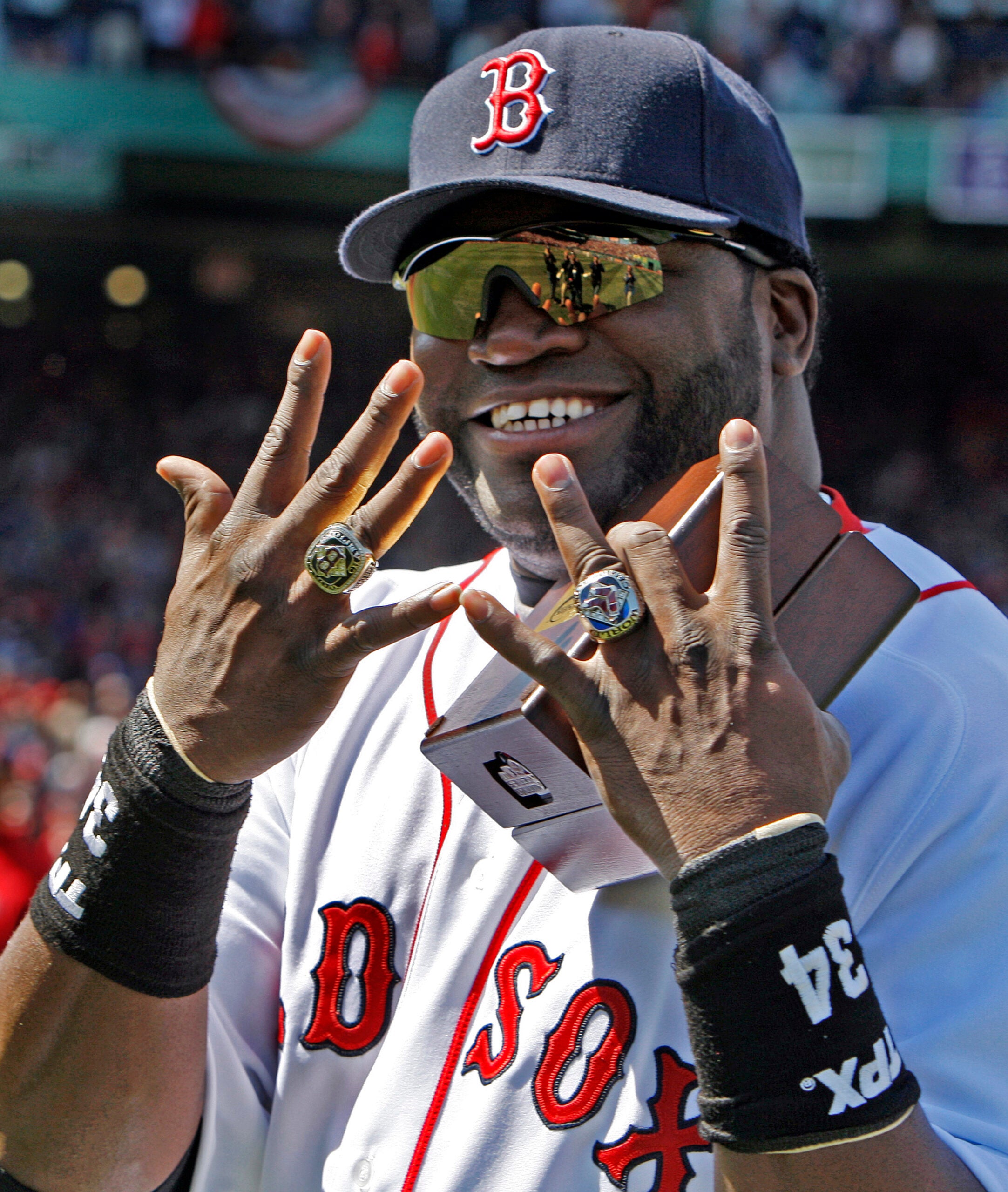 Big Papi shows big pop