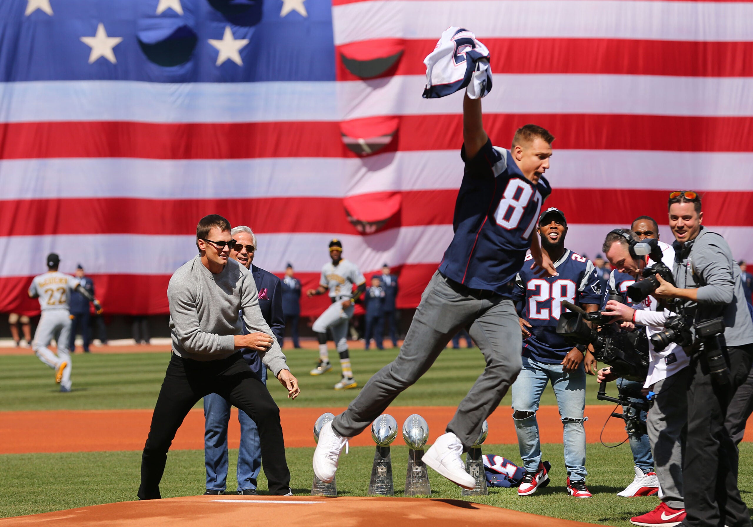 Tom Brady's recovered Super Bowl jersey on display at The Hall at Patriot  Place