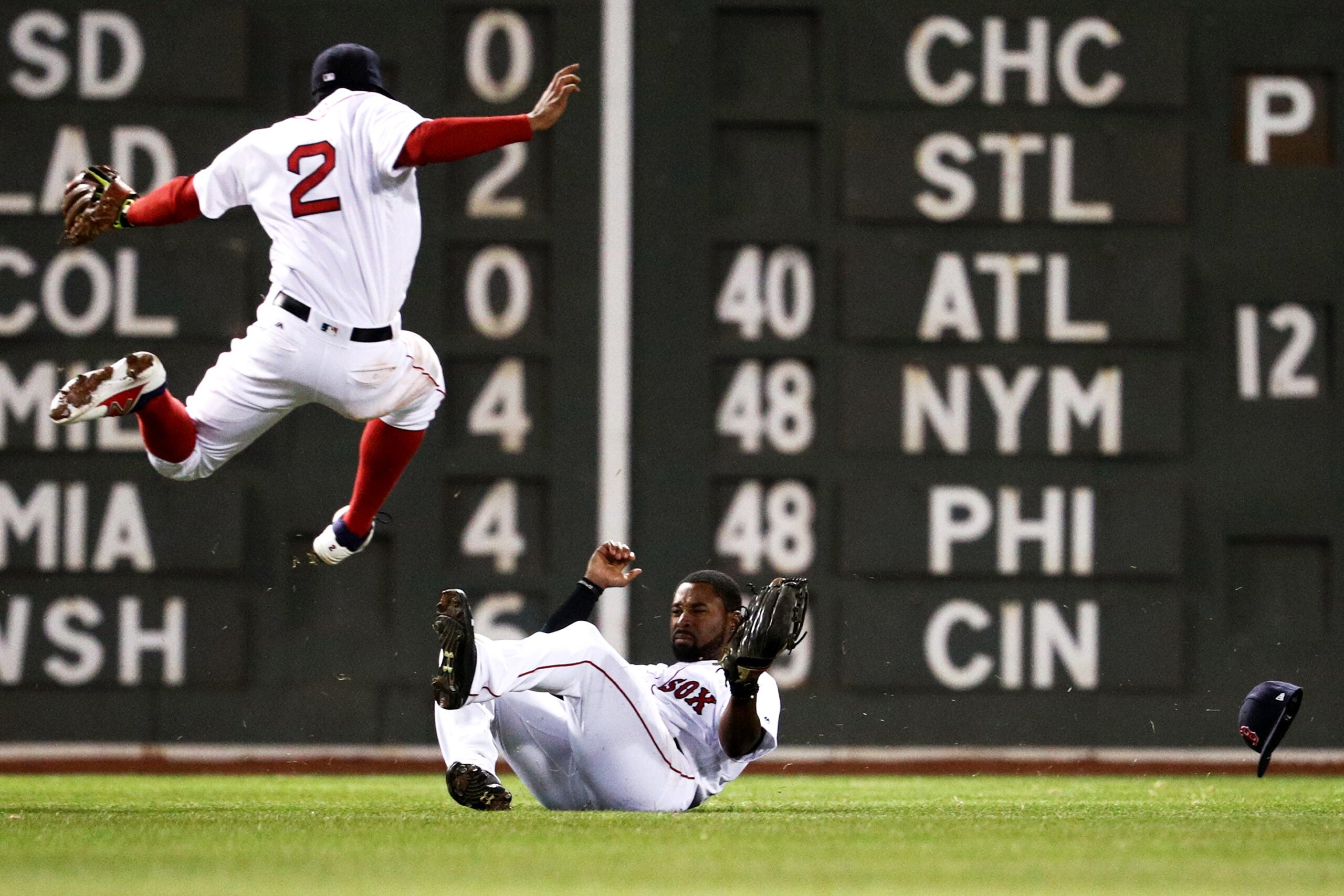 Jackie Bradley Jr. unleashed an insane 11th inning throw to save