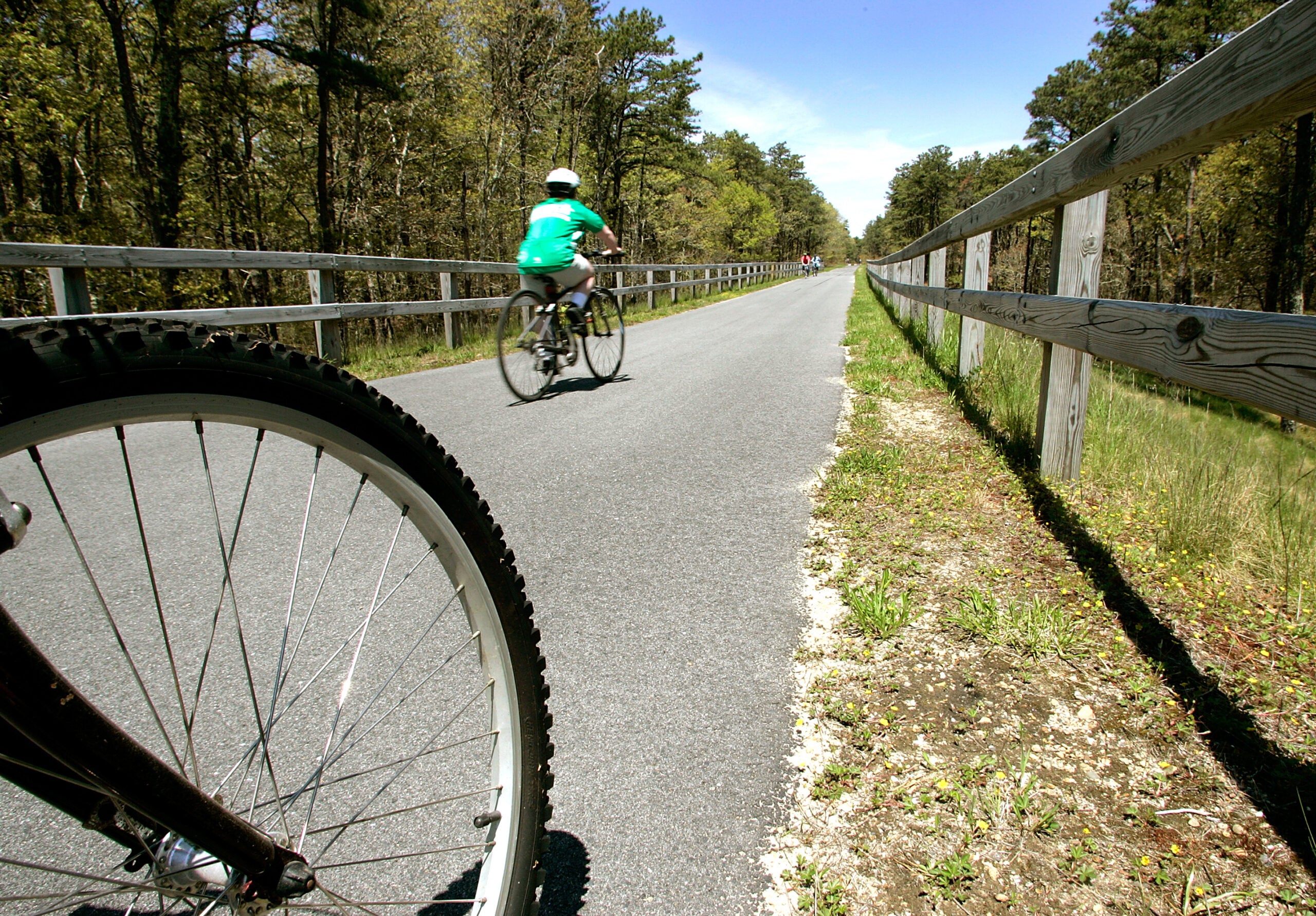 beach bike trails near me