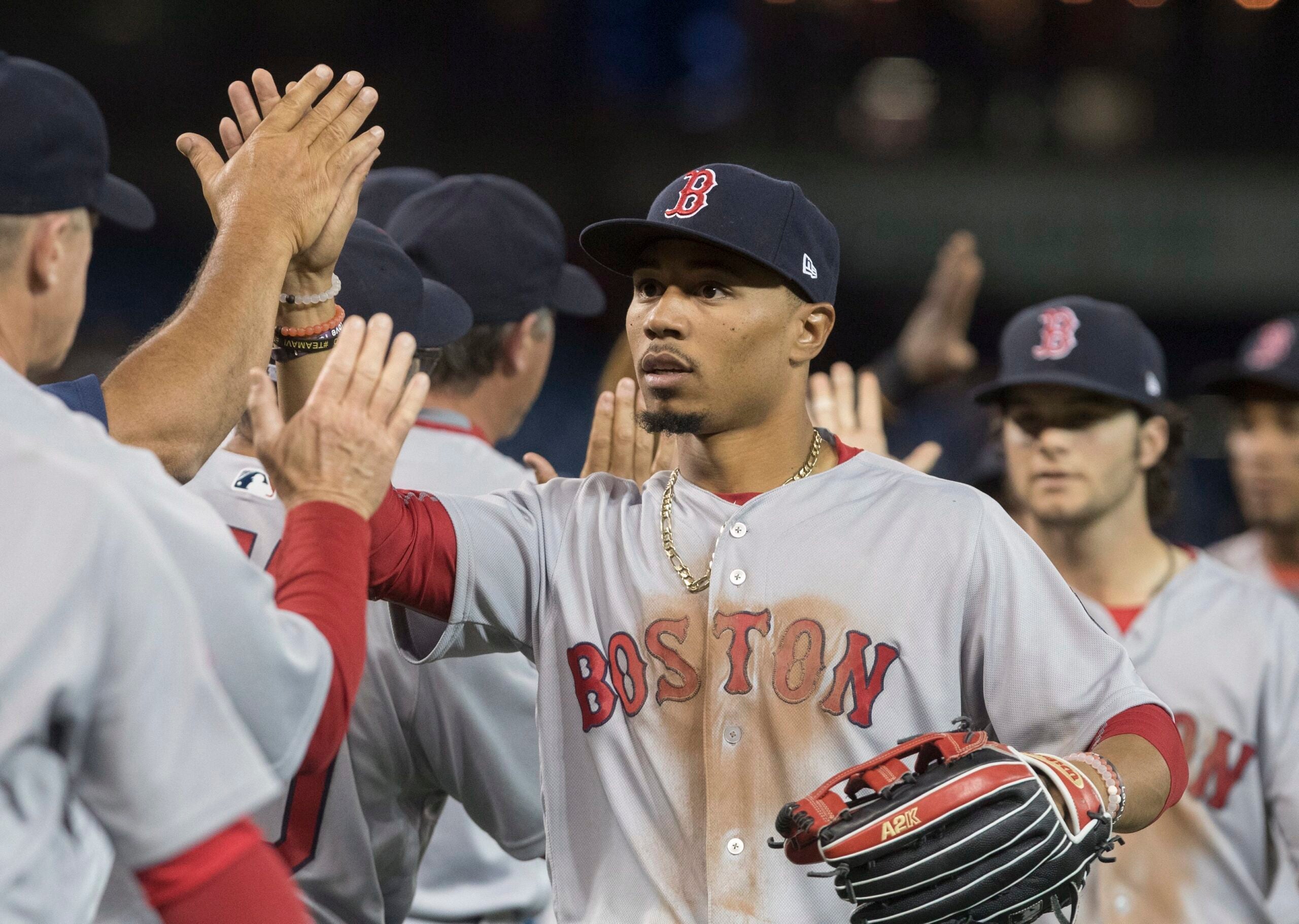 Watch Mookie Betts and Hanley Ramirez hit back-to-back homers in the first  inning against the Orioles