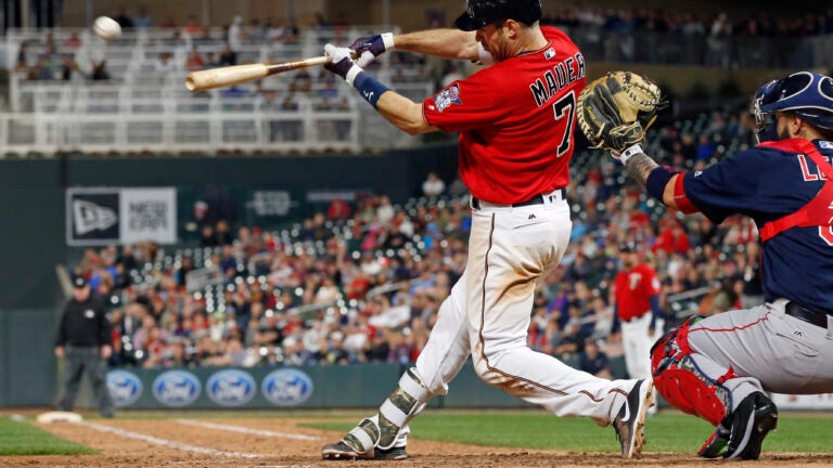 Joe Mauer pinch-hit homer helps Twins to win over Tigers