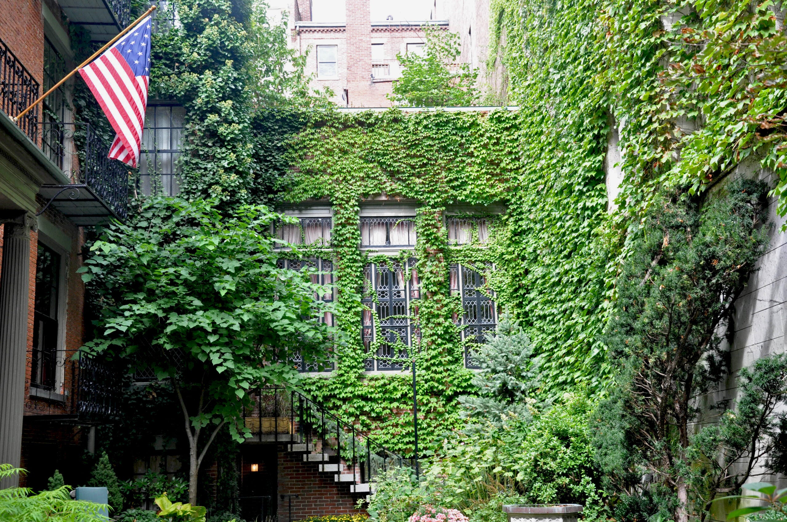 Walking Tour, Beacon Hill, Architecture