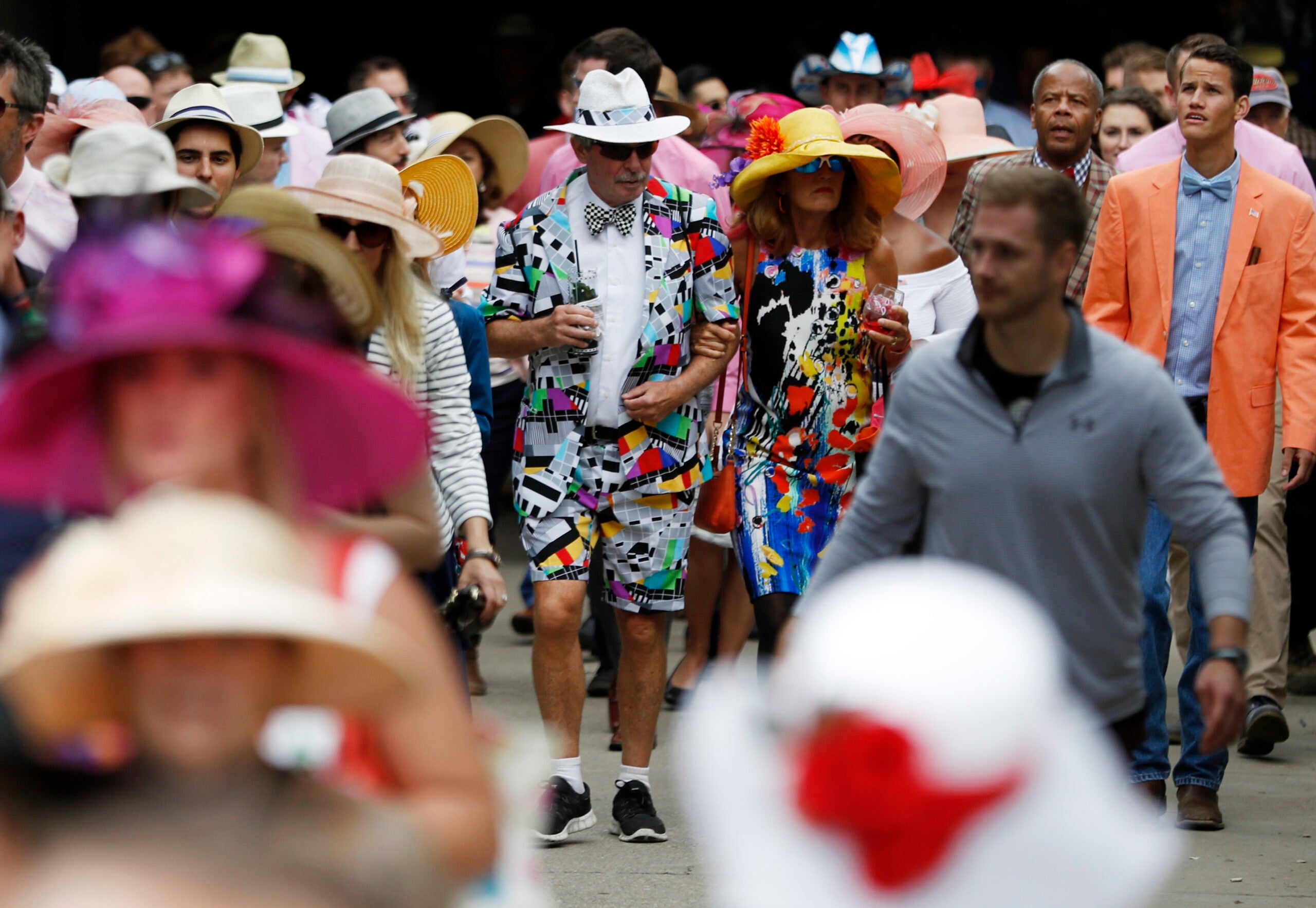 How to dress for rain during the Kentucky Derby at Churchill Downs