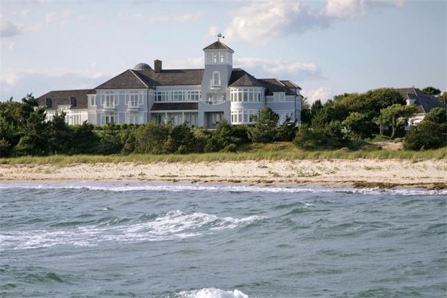 $19.5 million Barnstable estate has private beach