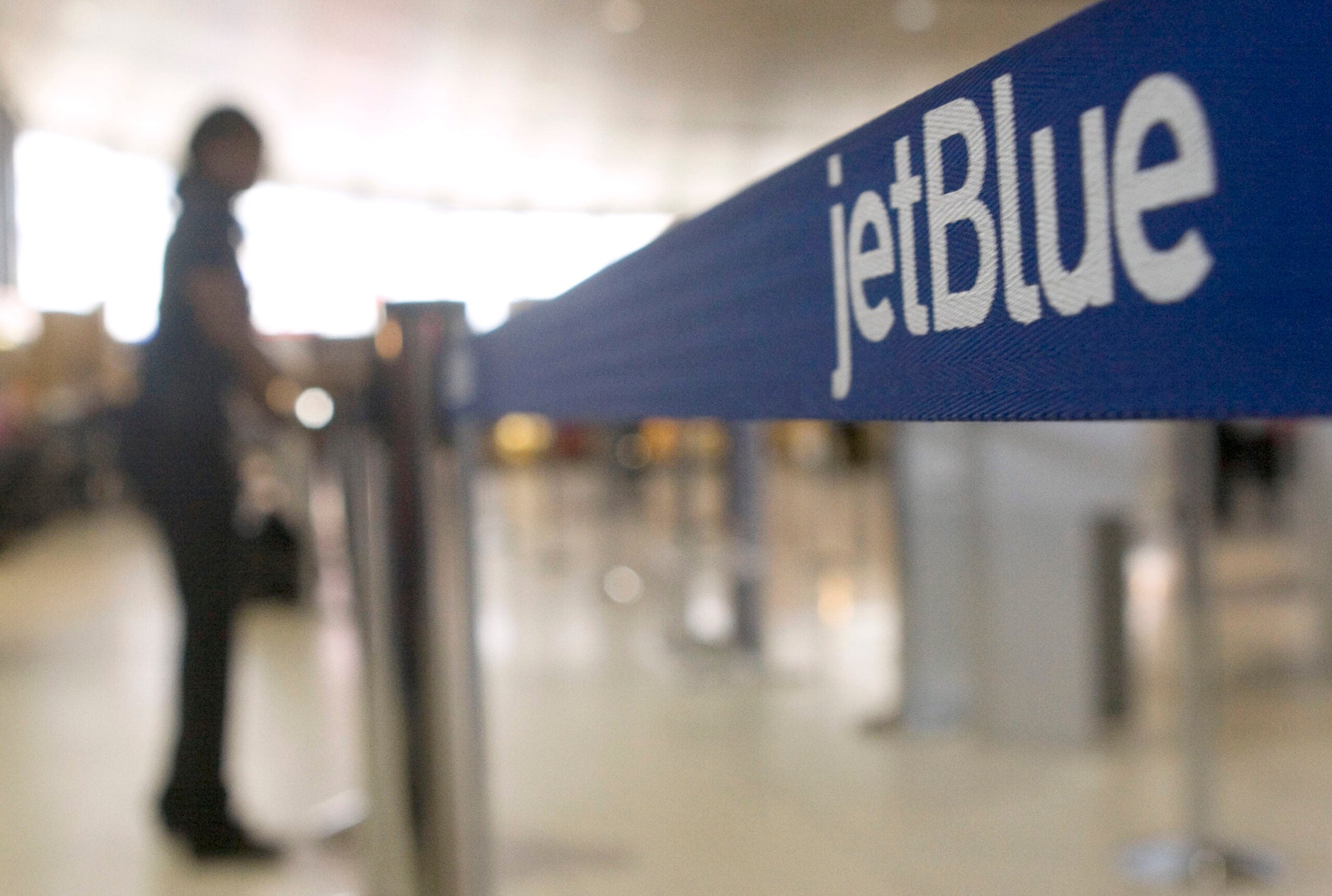 JetBlue will test facialrecognition system for boarding at Logan