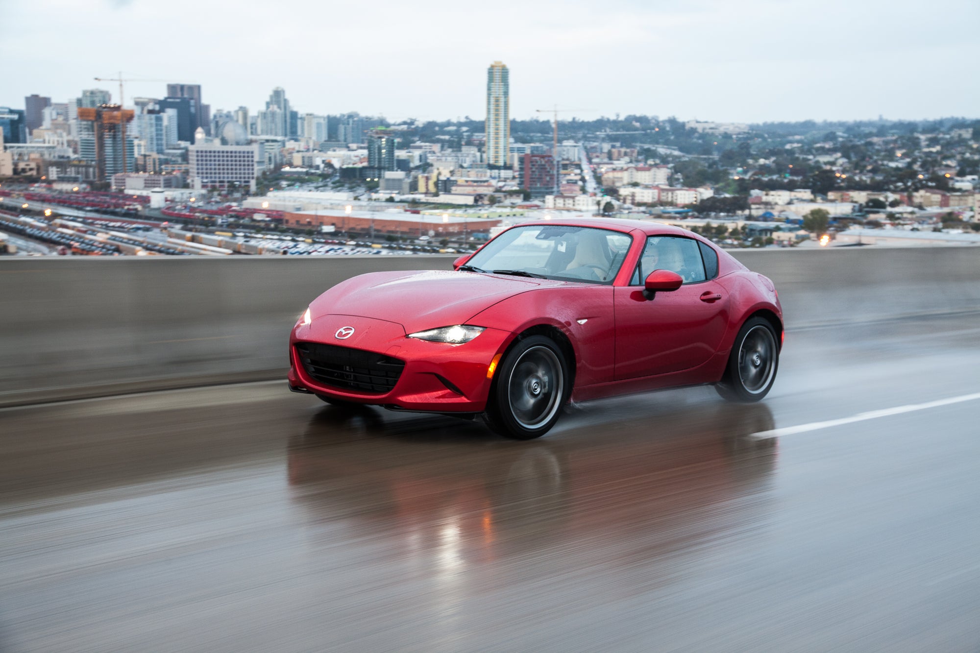What the experts say about the 2017 Mazda MX-5 Miata