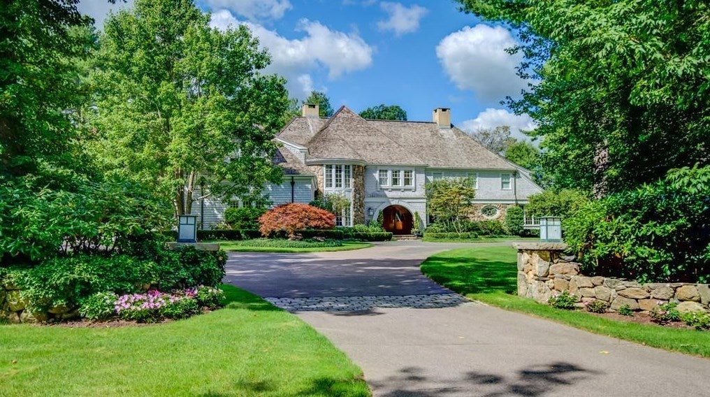 Newton estate with massive kitchen sold for more than 4 million this week