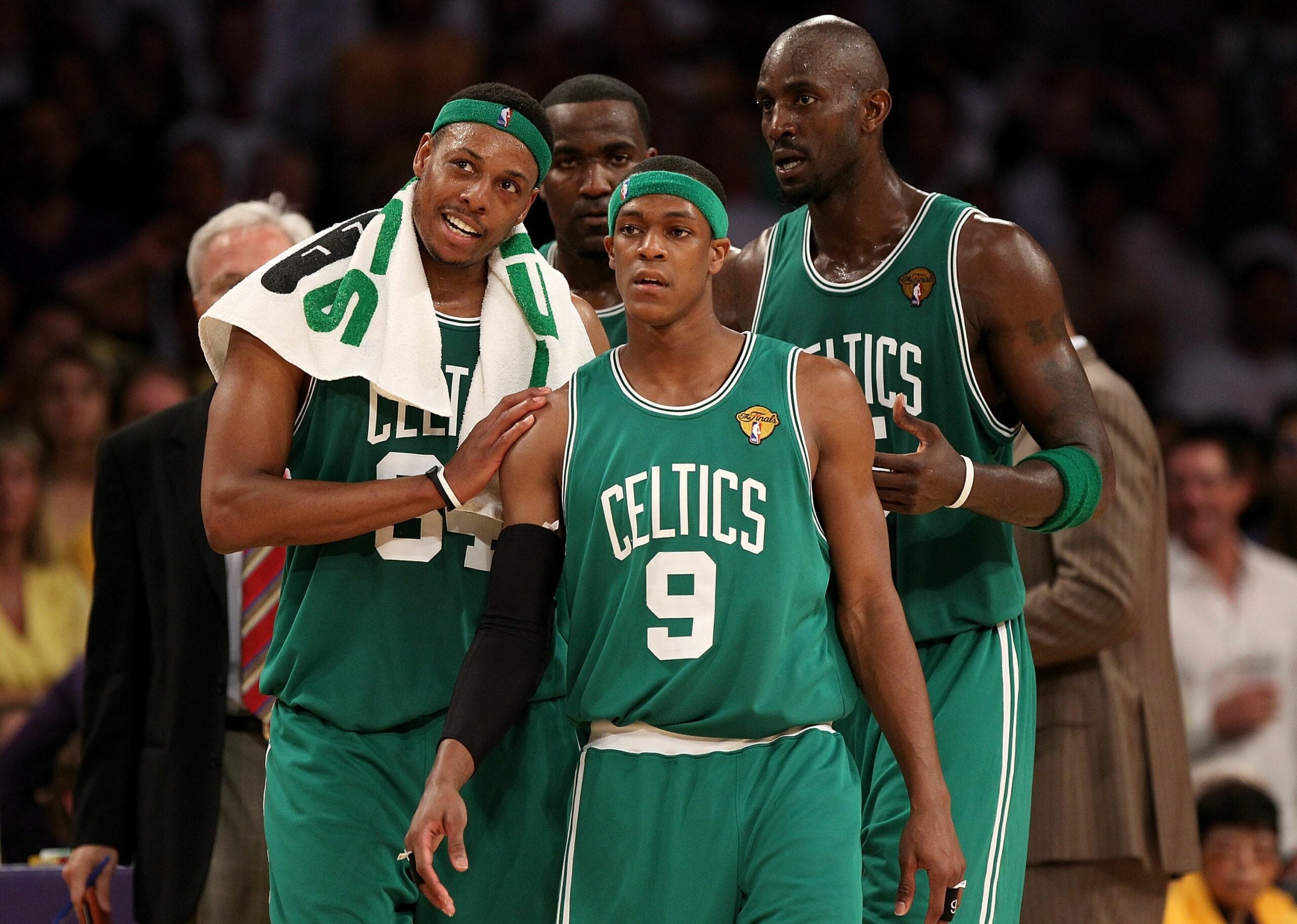 Boston Celtics forward center Kendrick Perkins (43) makes a move