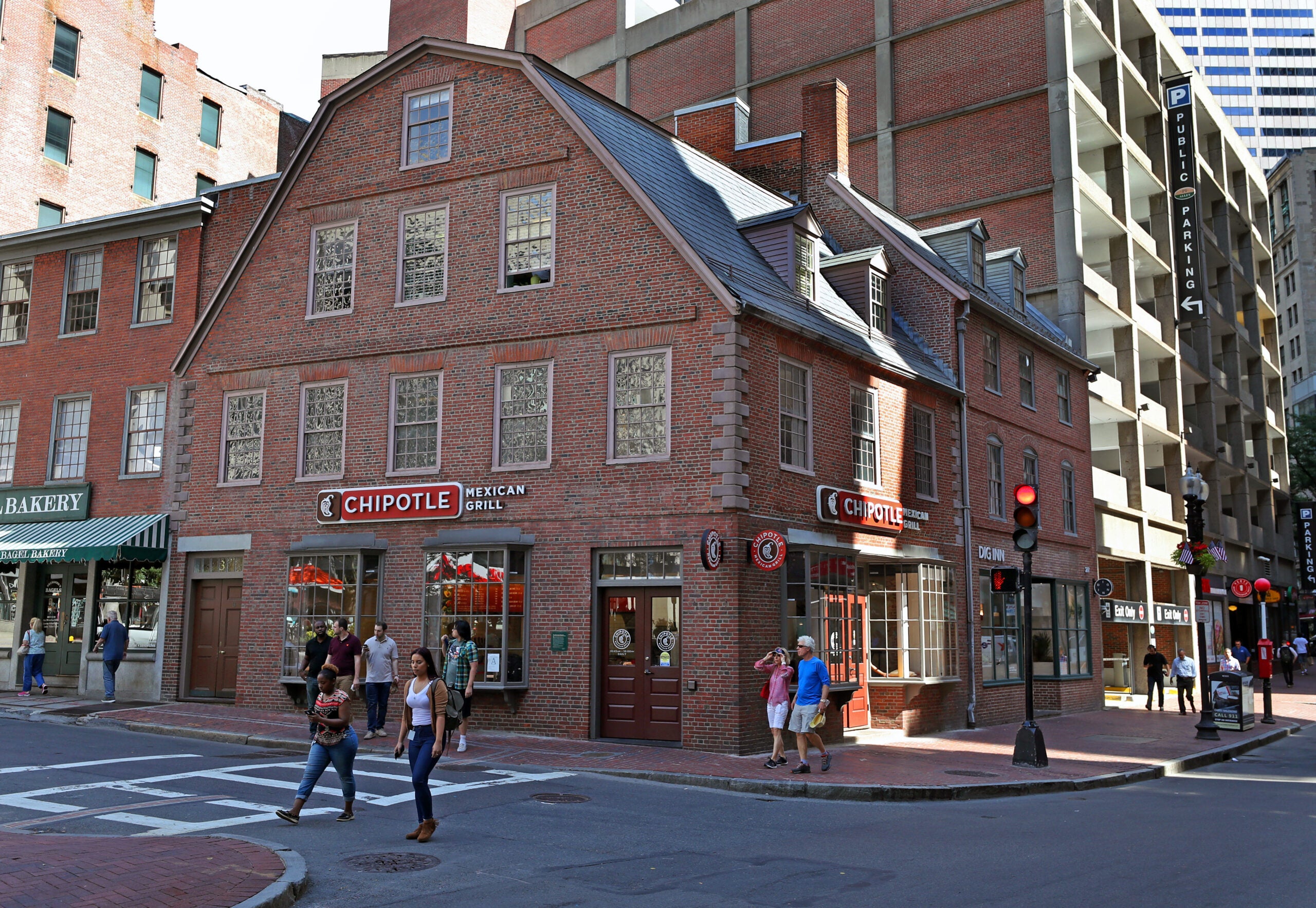 The most popular clothing stores in Boston, according to data