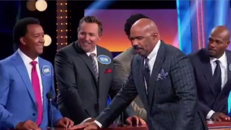Pedro Martinez Gave Hilariously Poor Answer During 'Family Feud' Appearance  