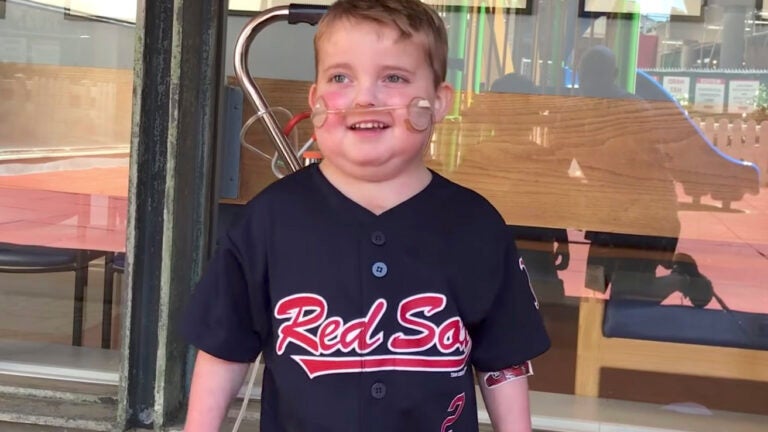 Ari Schultz, 5-year-old Red Sox fan and heart-transplant recipient