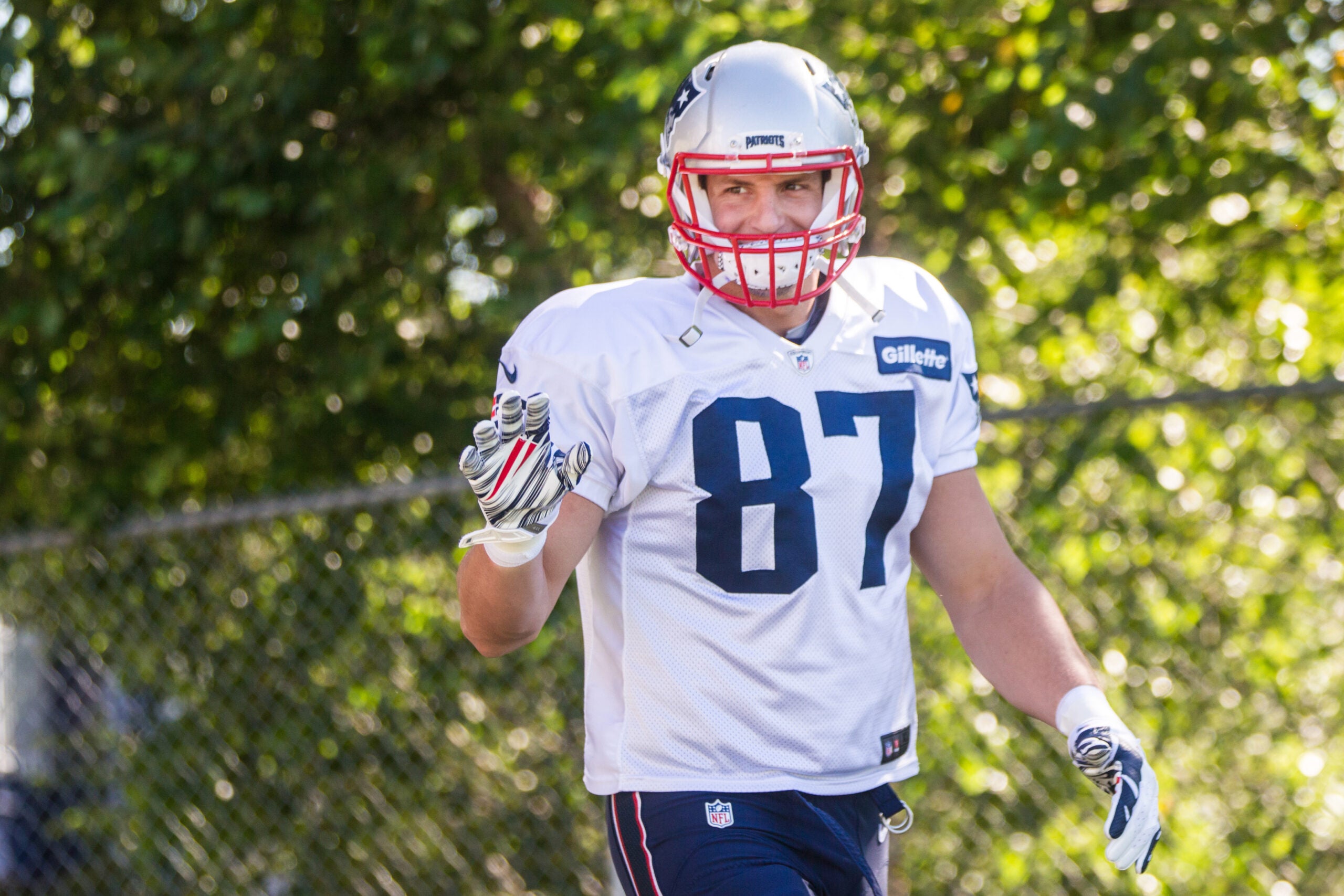 Rob Gronkowski Follows Tom Bradys TB12 Method, Diet, Fitness Lifestyle