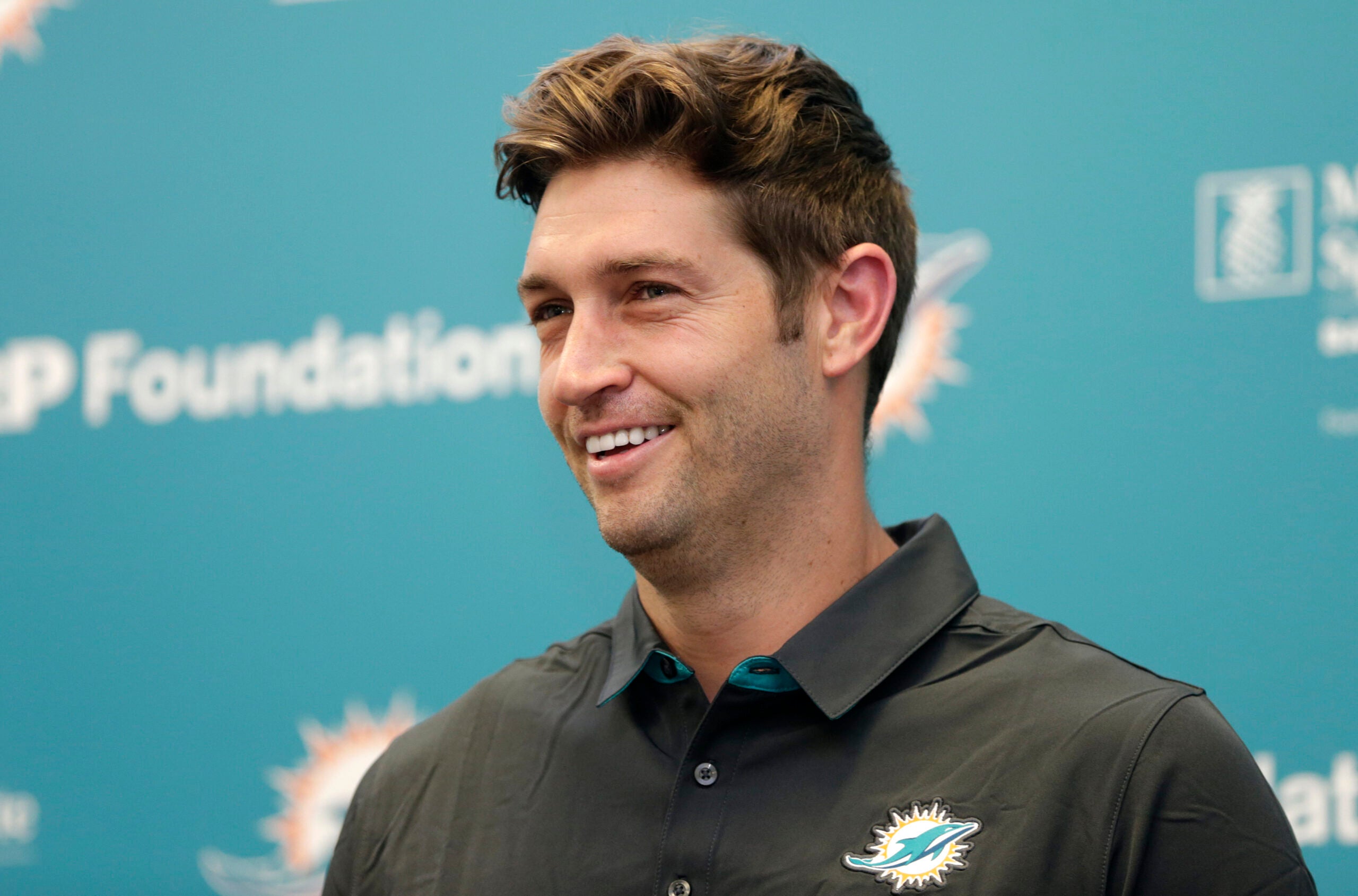 Bears sign Jay Cutler to seven-year contract - NBC Sports