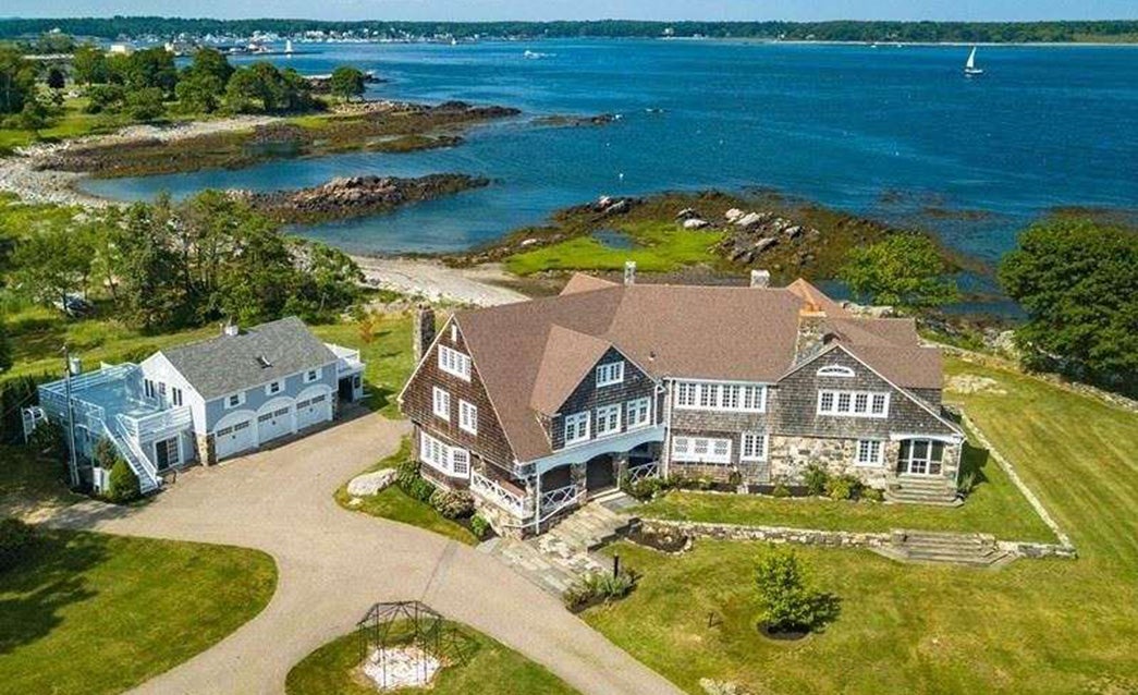 Luxury: Oceanfront N.H. home offers 500 feet of coastline