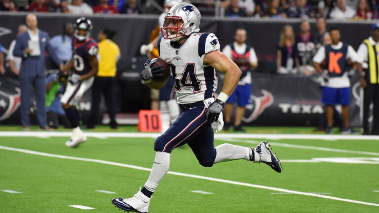 Rex Burkhead leaving Bengals for New England Patriots