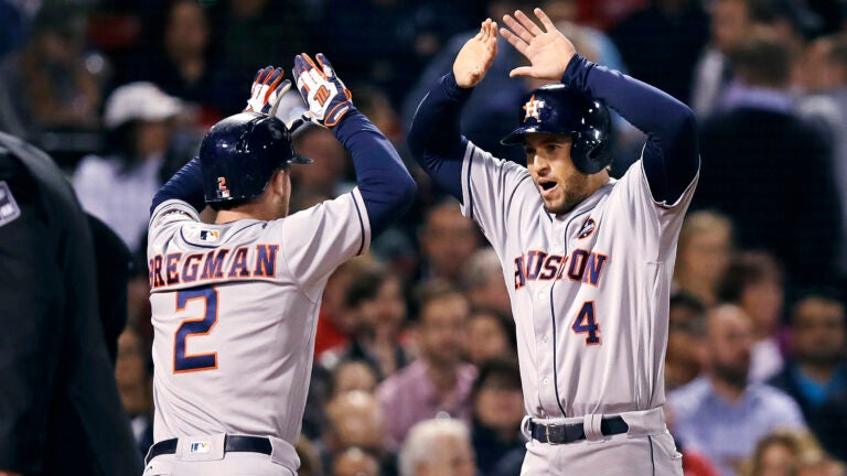 Astros (17 hits) pounce on Red Sox, win 12-2