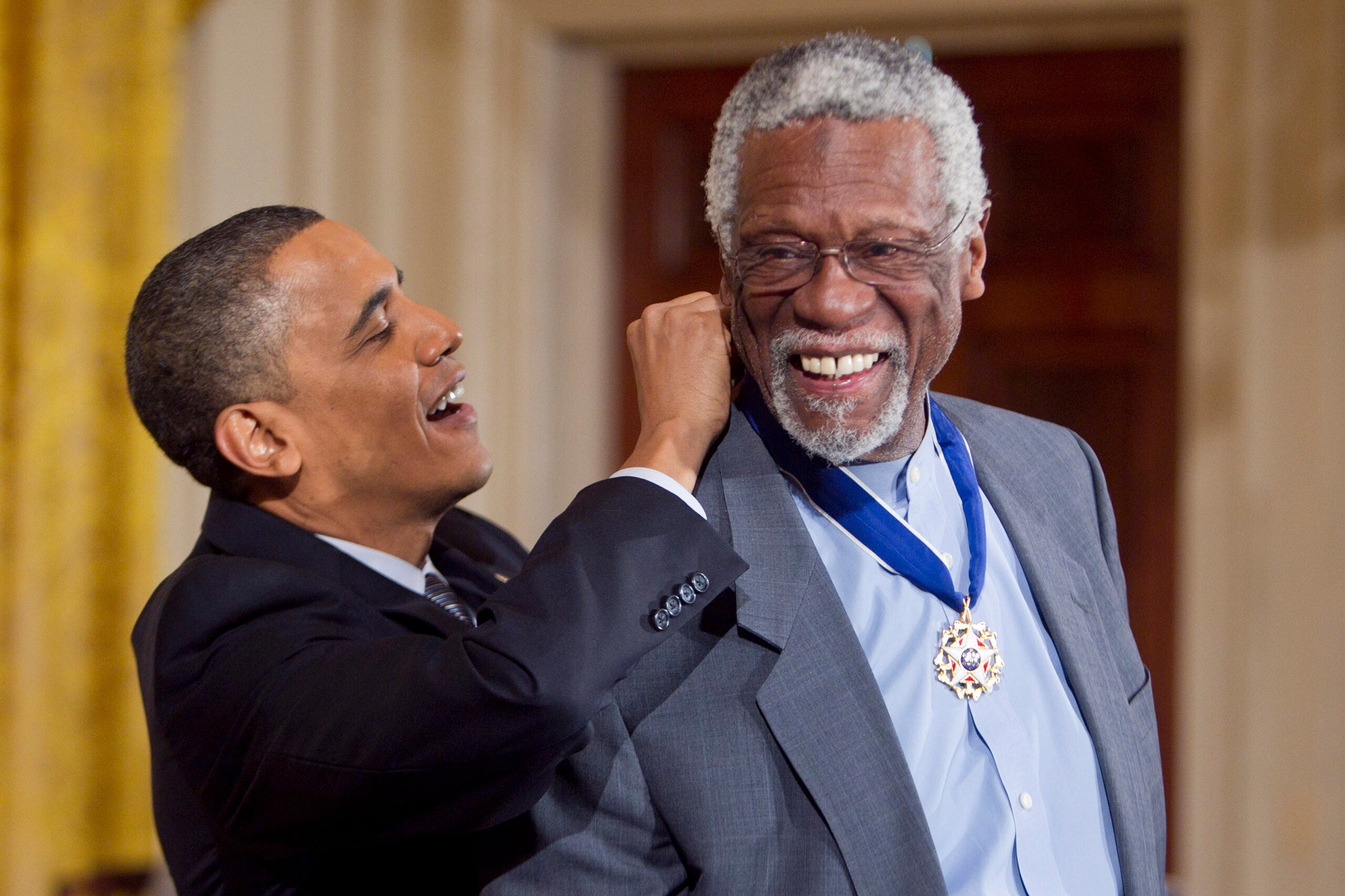 Bill russell taking a deals knee