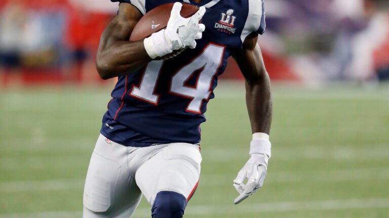 Patriots rumors: Brandin Cooks defends Bill Belichick