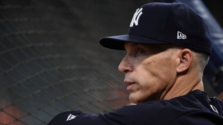 Joe Girardi reportedly interviewed for Texas Rangers' manager opening
