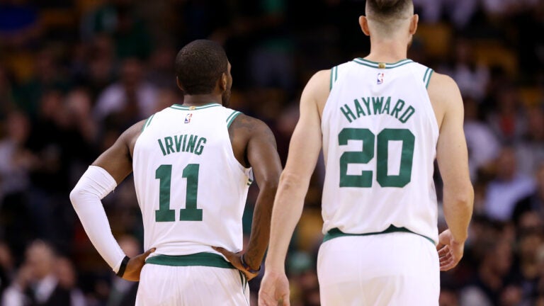 Hornets acquire Gordon Hayward, 2 draft picks from Celtics