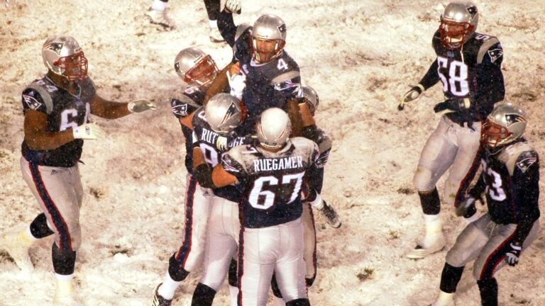 Tom Brady Thinks Tuck Rule Significantly Altered Course Of Career; Bill  Belichick Disagrees - CBS Boston