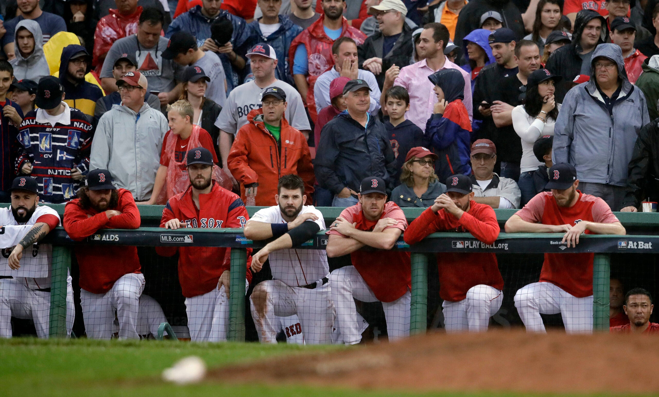 Red Sox fans from around country travel to Fenway to take in ALCS