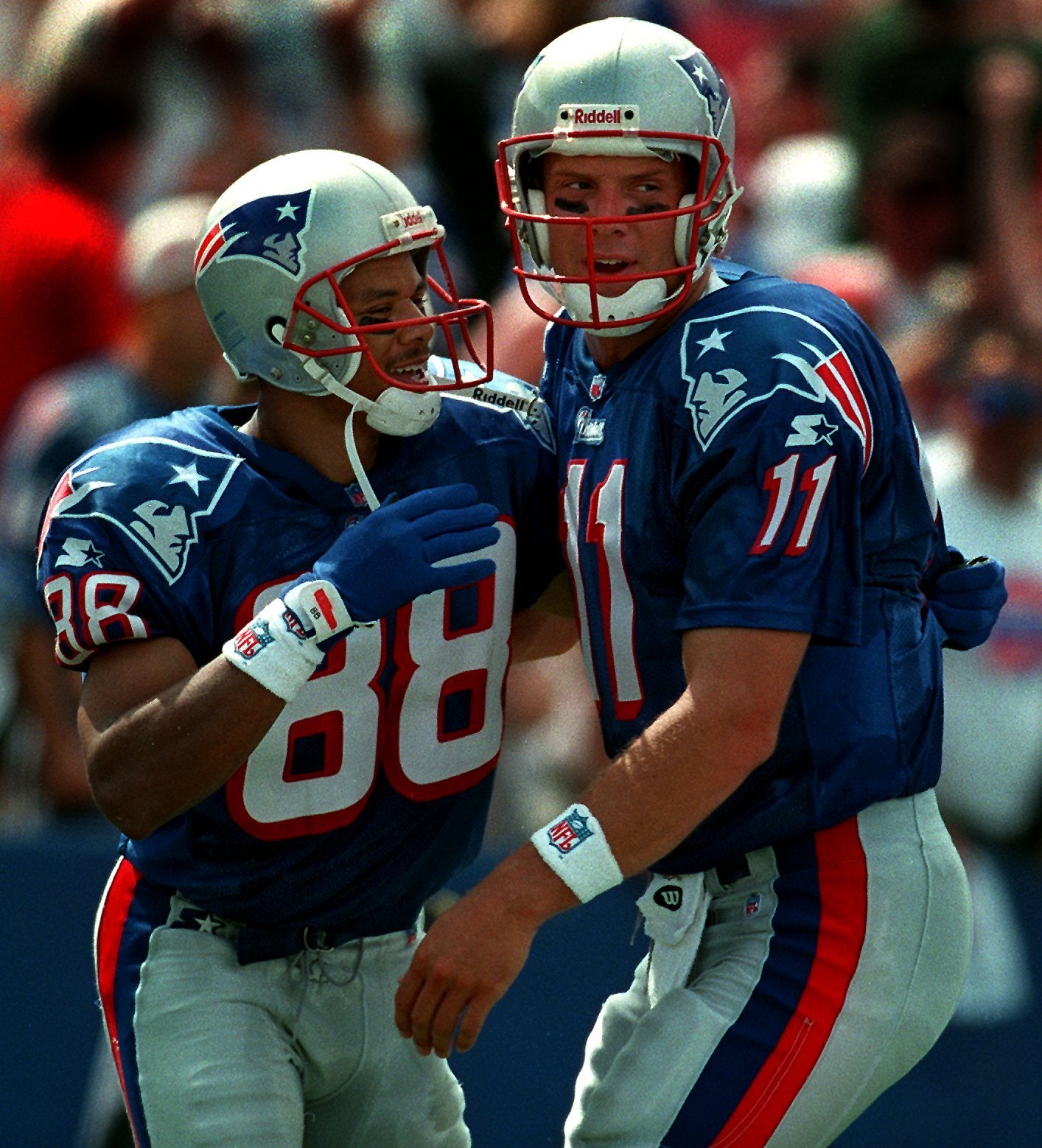 Drew Bledsoe in the fresh old school Patriots jersey