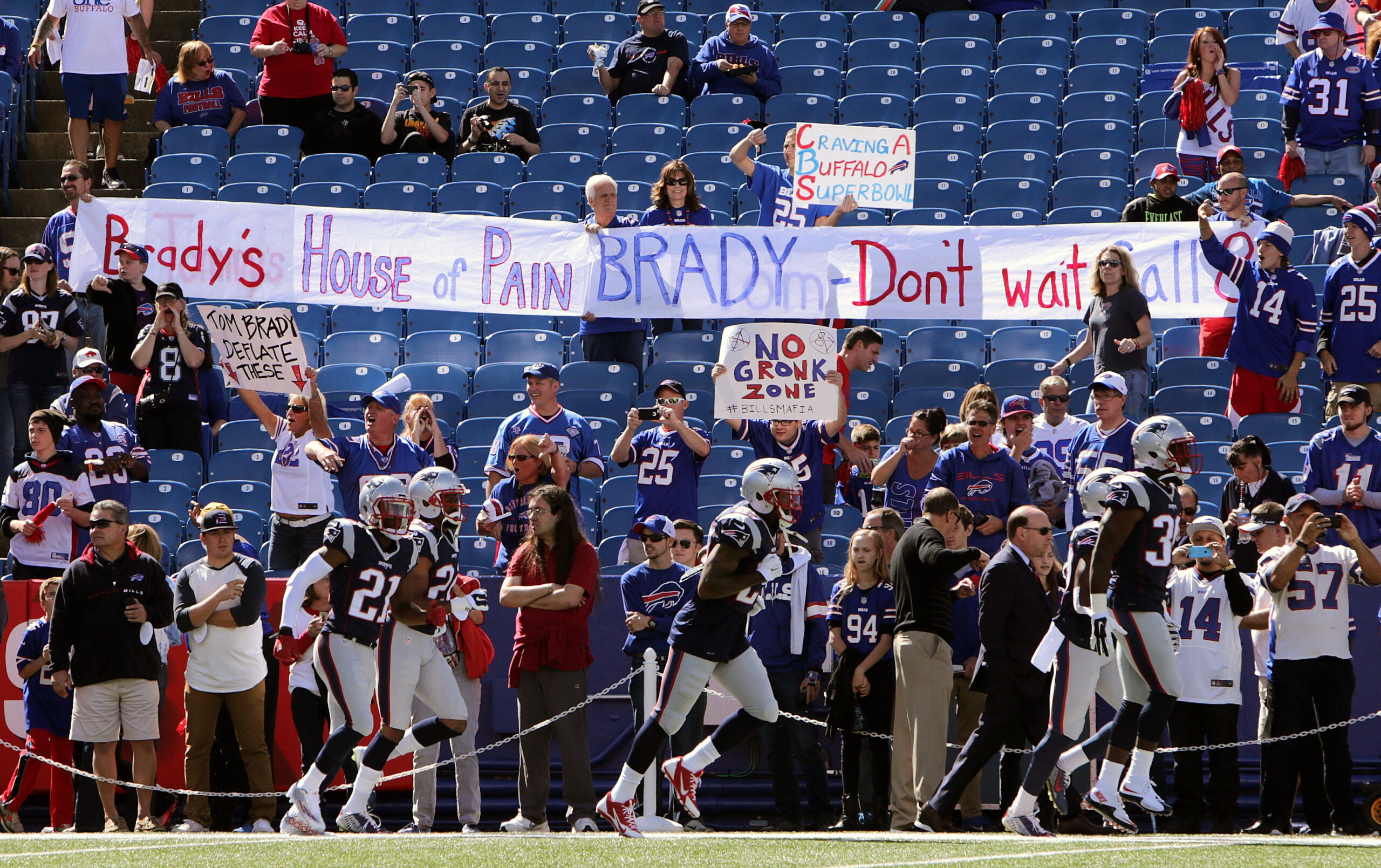 Cuomo will be among 6,700 Bills fans allowed into NFL playoff game