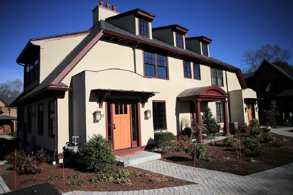 17-Abbey-Road-Sherborn-Exterior